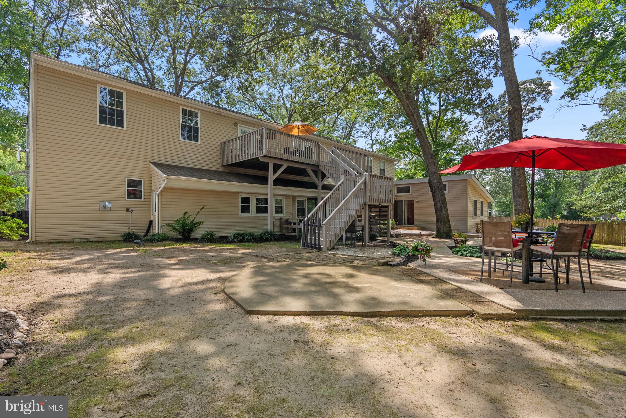 1304 NORTH ROAD