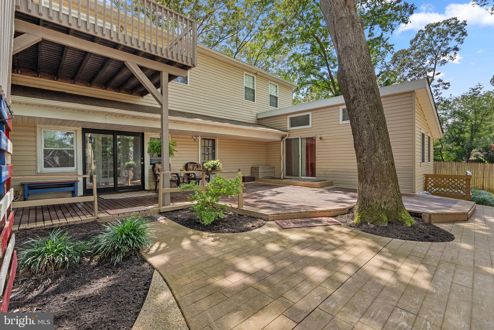 1304 NORTH ROAD