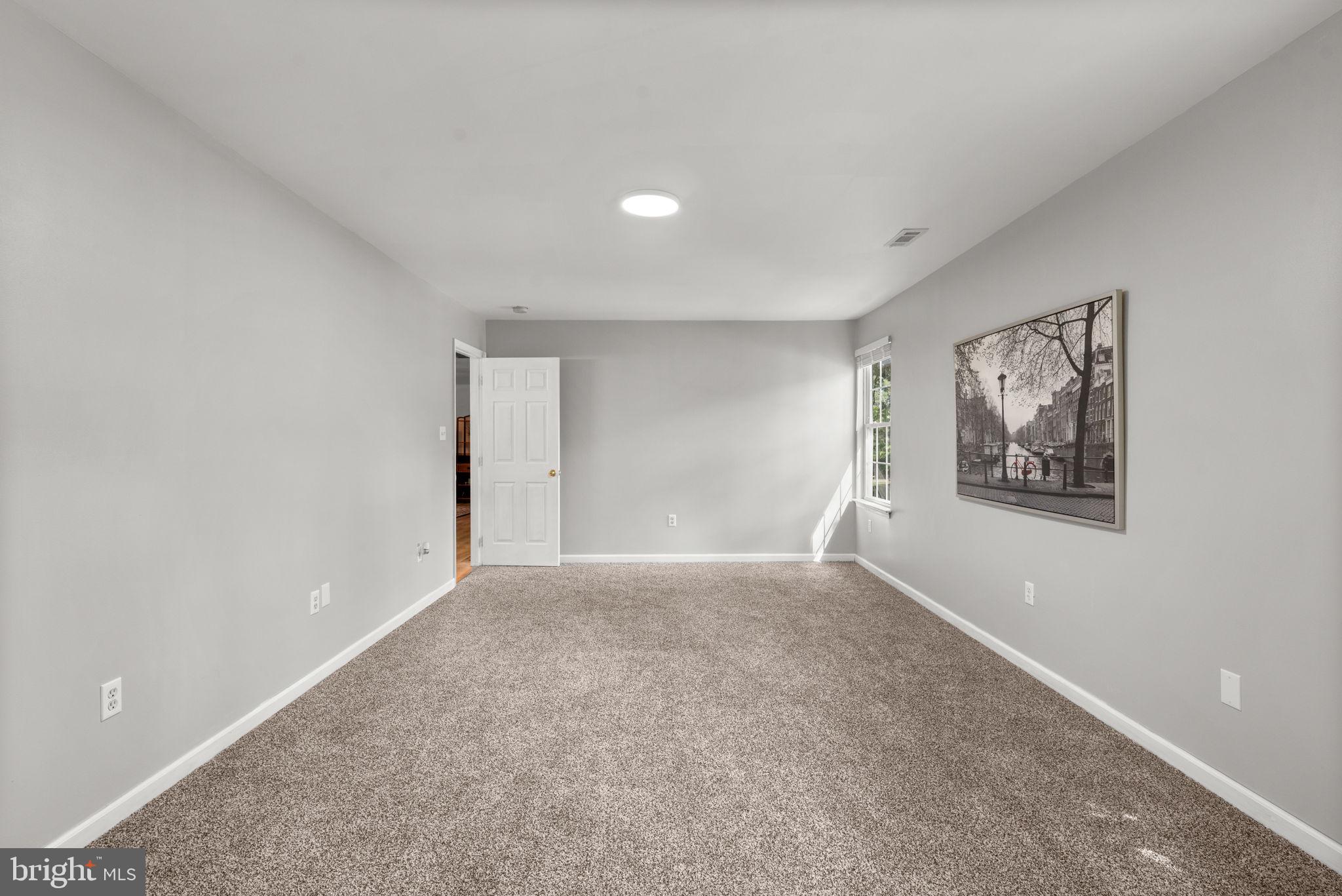 1304 NORTH ROAD