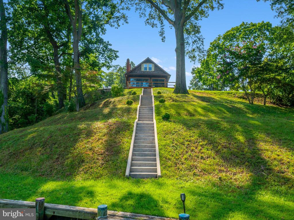 715 MAGOTHY ROAD