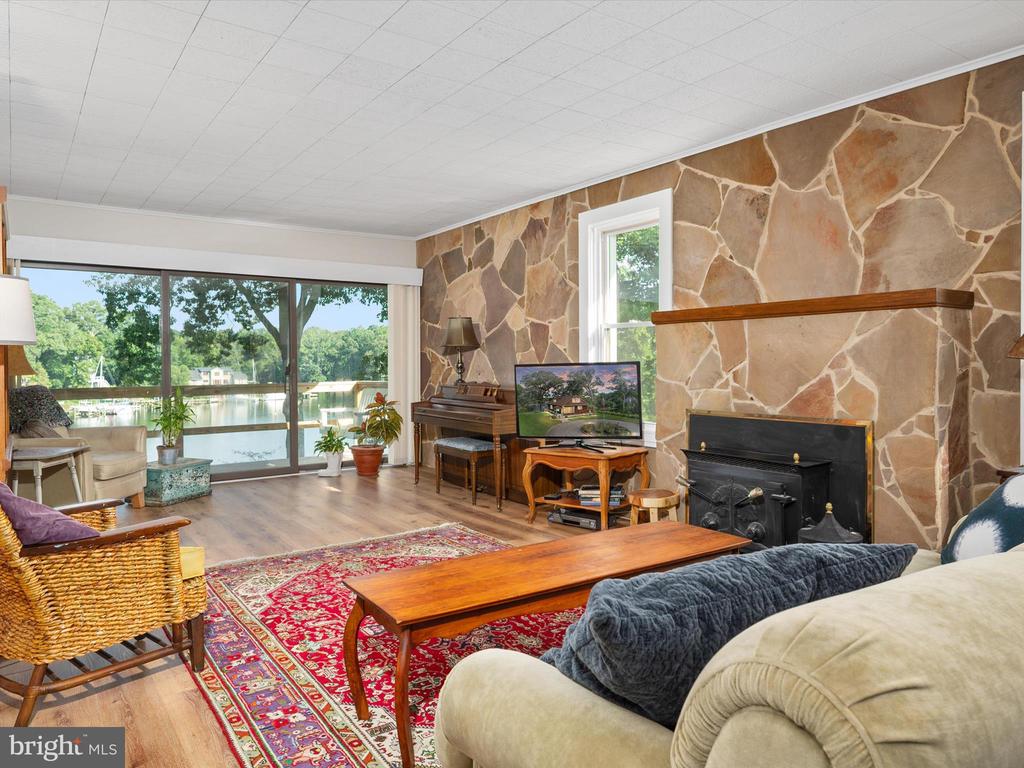 715 MAGOTHY ROAD