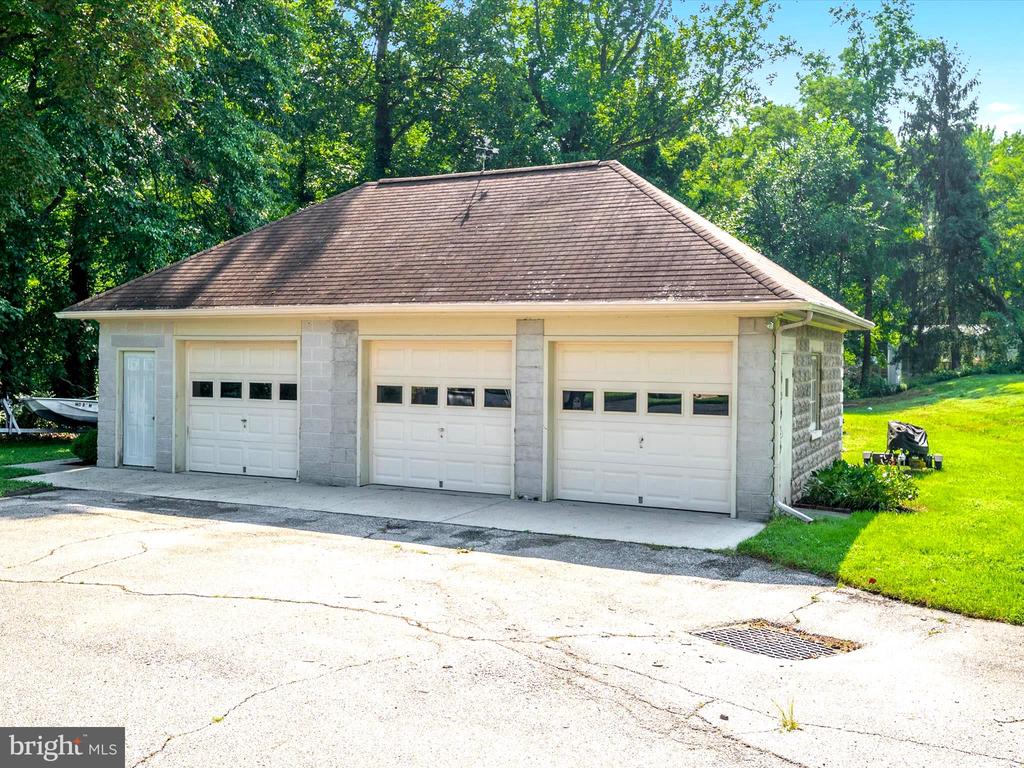715 MAGOTHY ROAD
