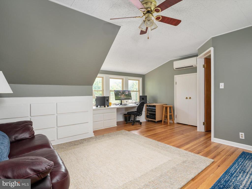 715 MAGOTHY ROAD