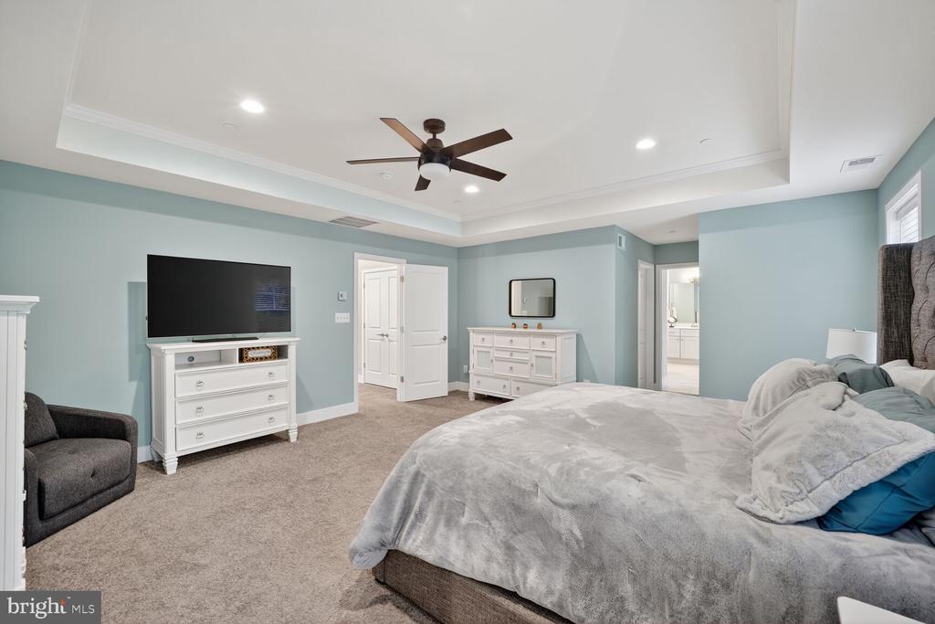 104 RETRIEVER WAY