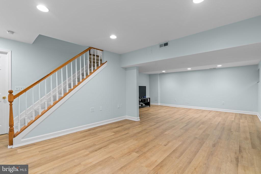 7 FORDHAM COURT