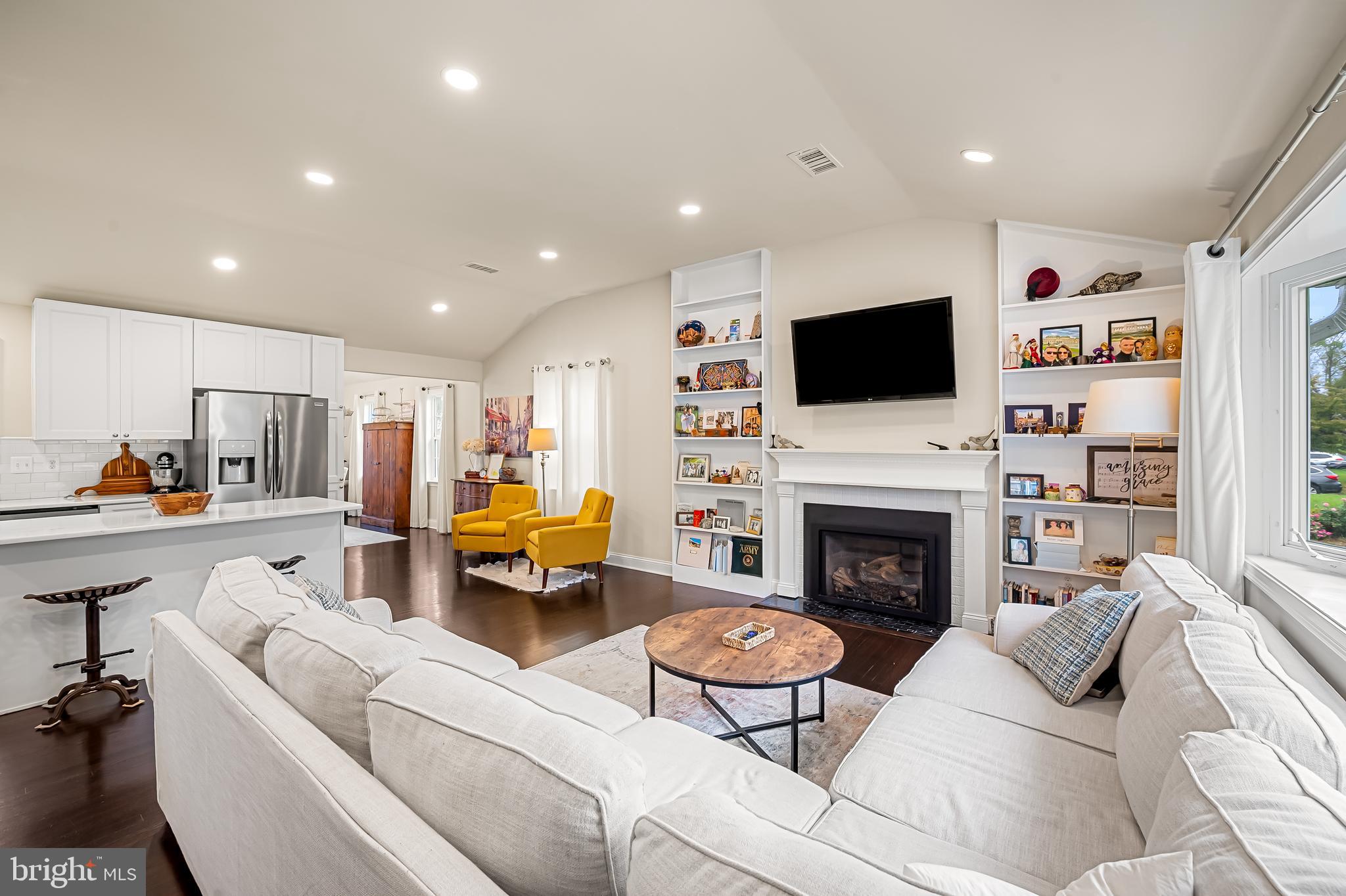 605 PINE TREE DRIVE