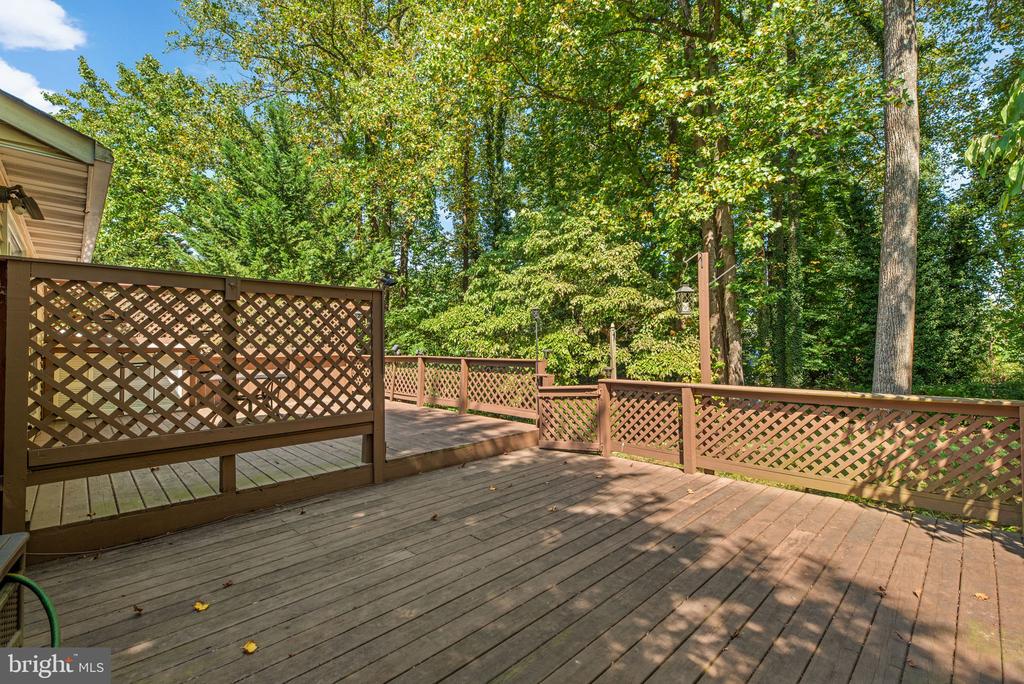 939 KINHART COURT