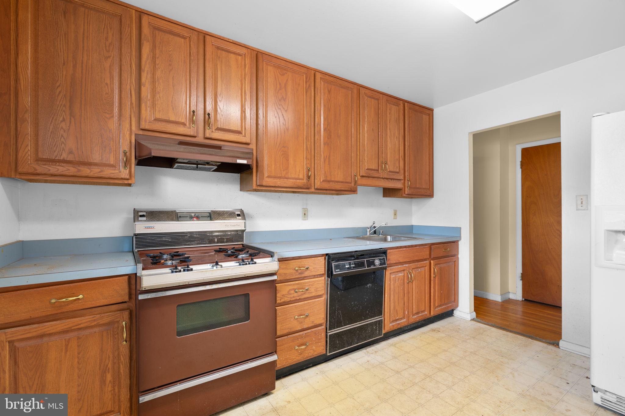 504 GRANDIN AVENUE