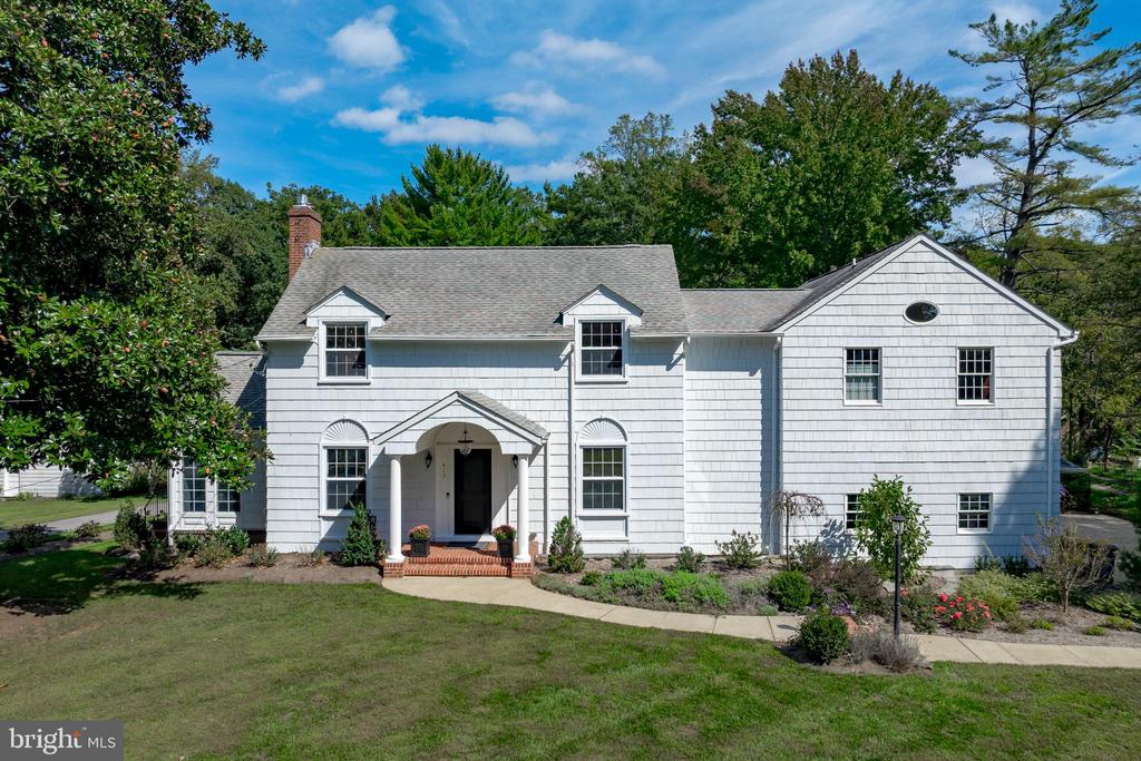 413 JOYCE LANE W