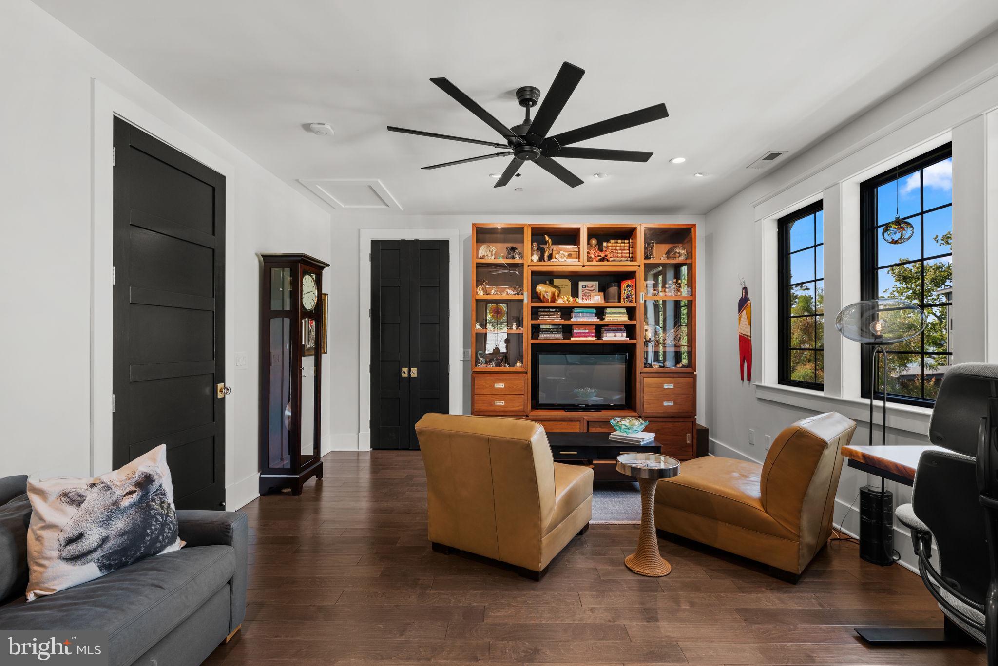 4750 FREDERICK AVENUE