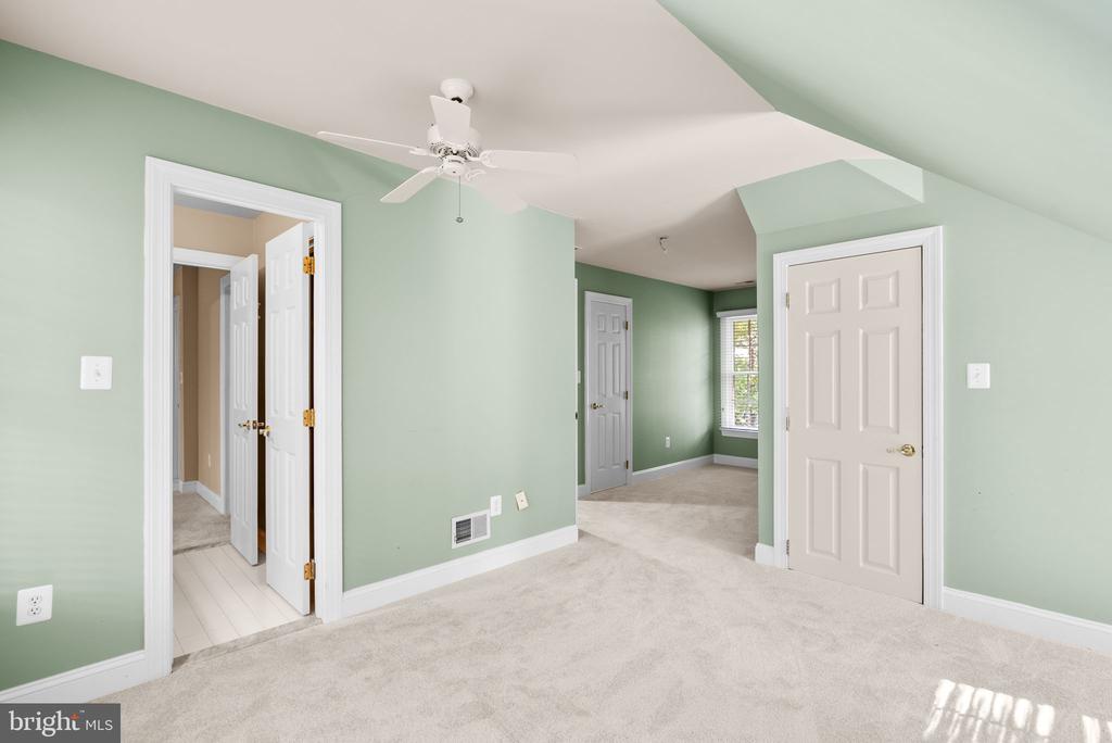 514 HARLEQUIN LANE