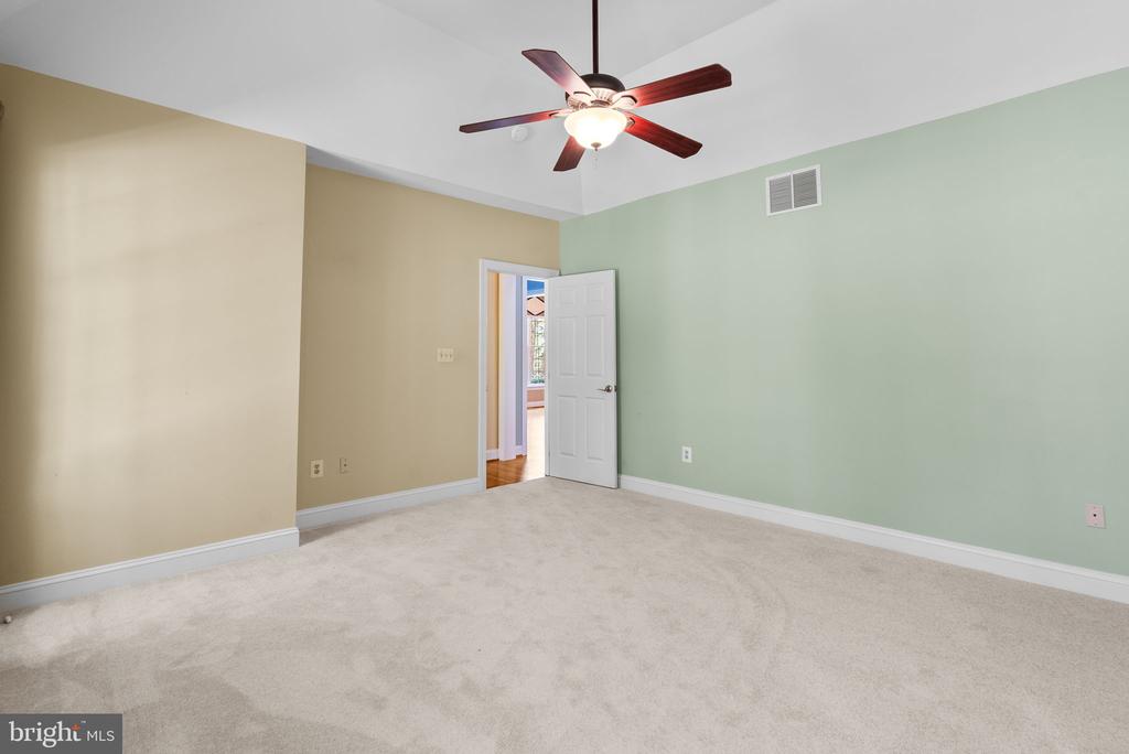 514 HARLEQUIN LANE