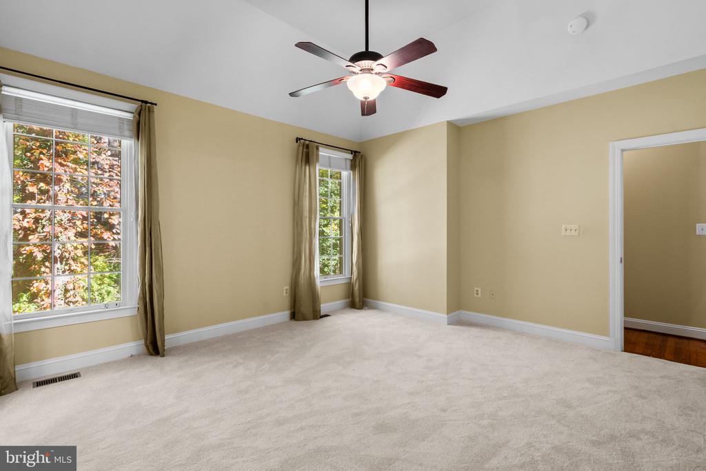 514 HARLEQUIN LANE
