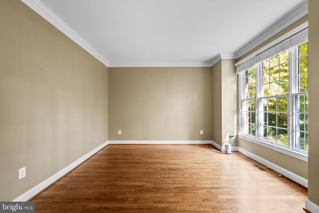 514 HARLEQUIN LANE