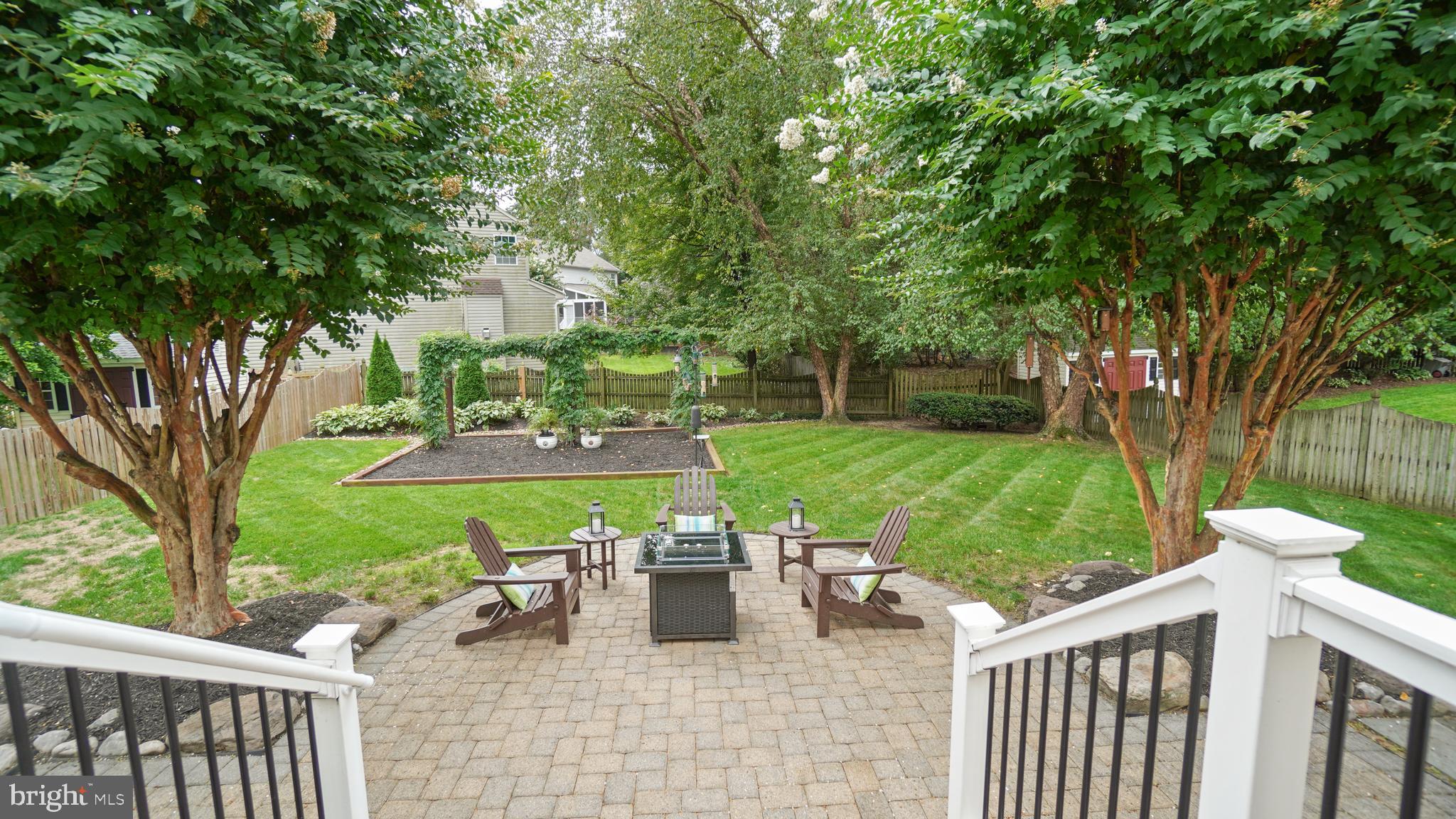 1599 CHAPMAN ROAD