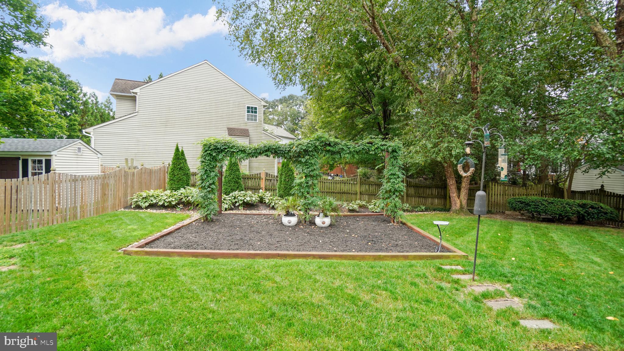1599 CHAPMAN ROAD