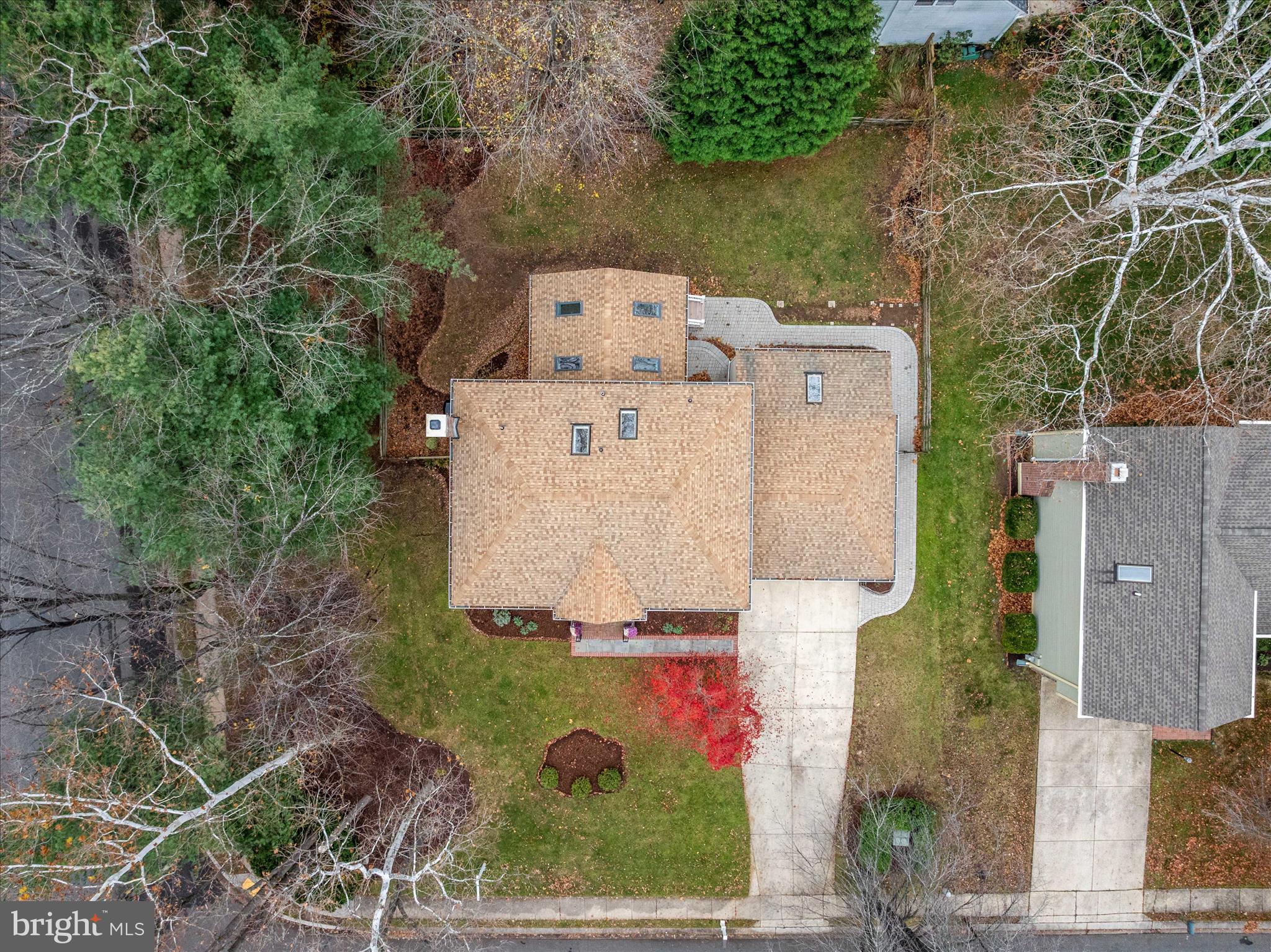 201 AUTUMN CHASE DRIVE