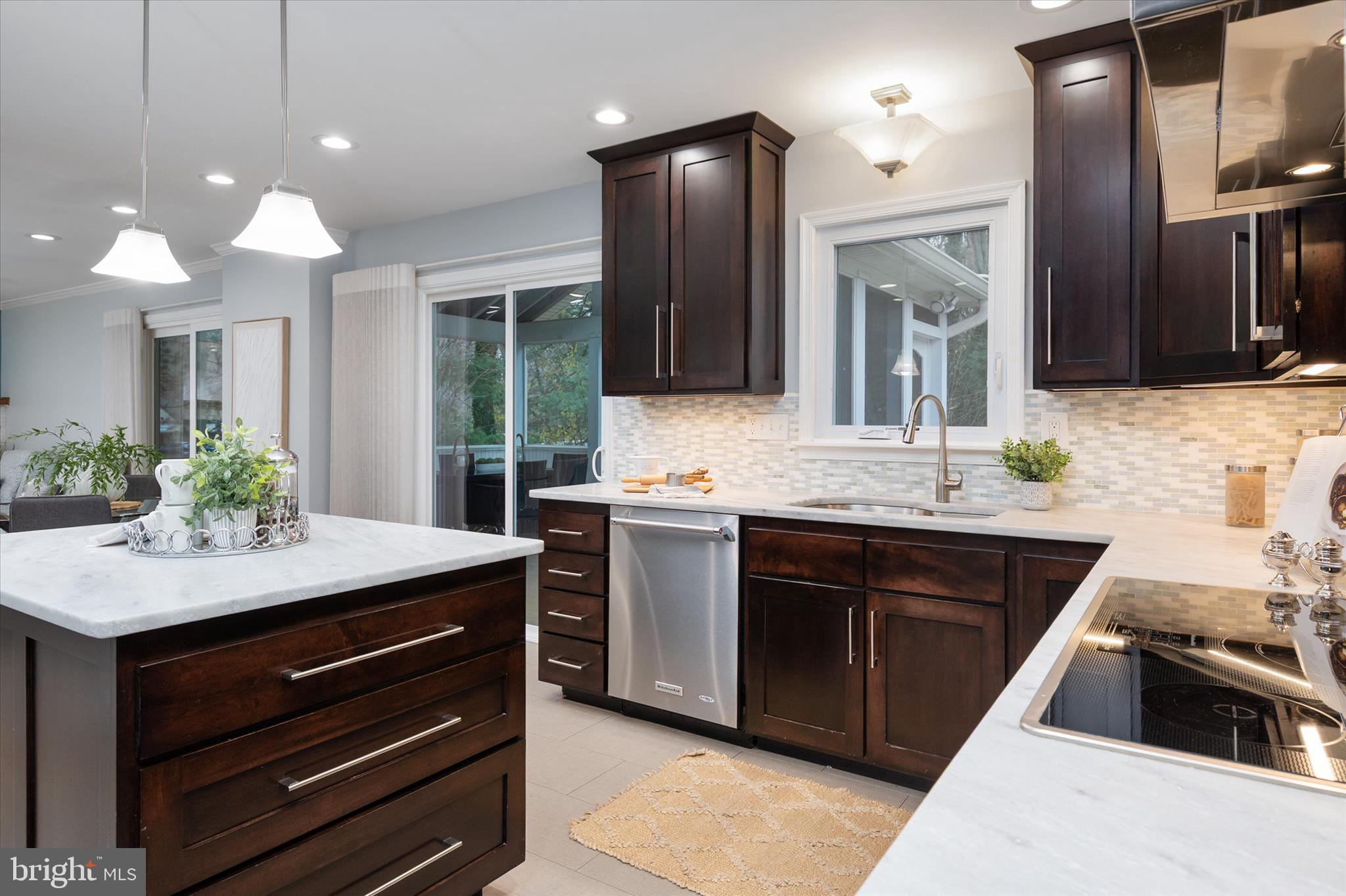 201 AUTUMN CHASE DRIVE