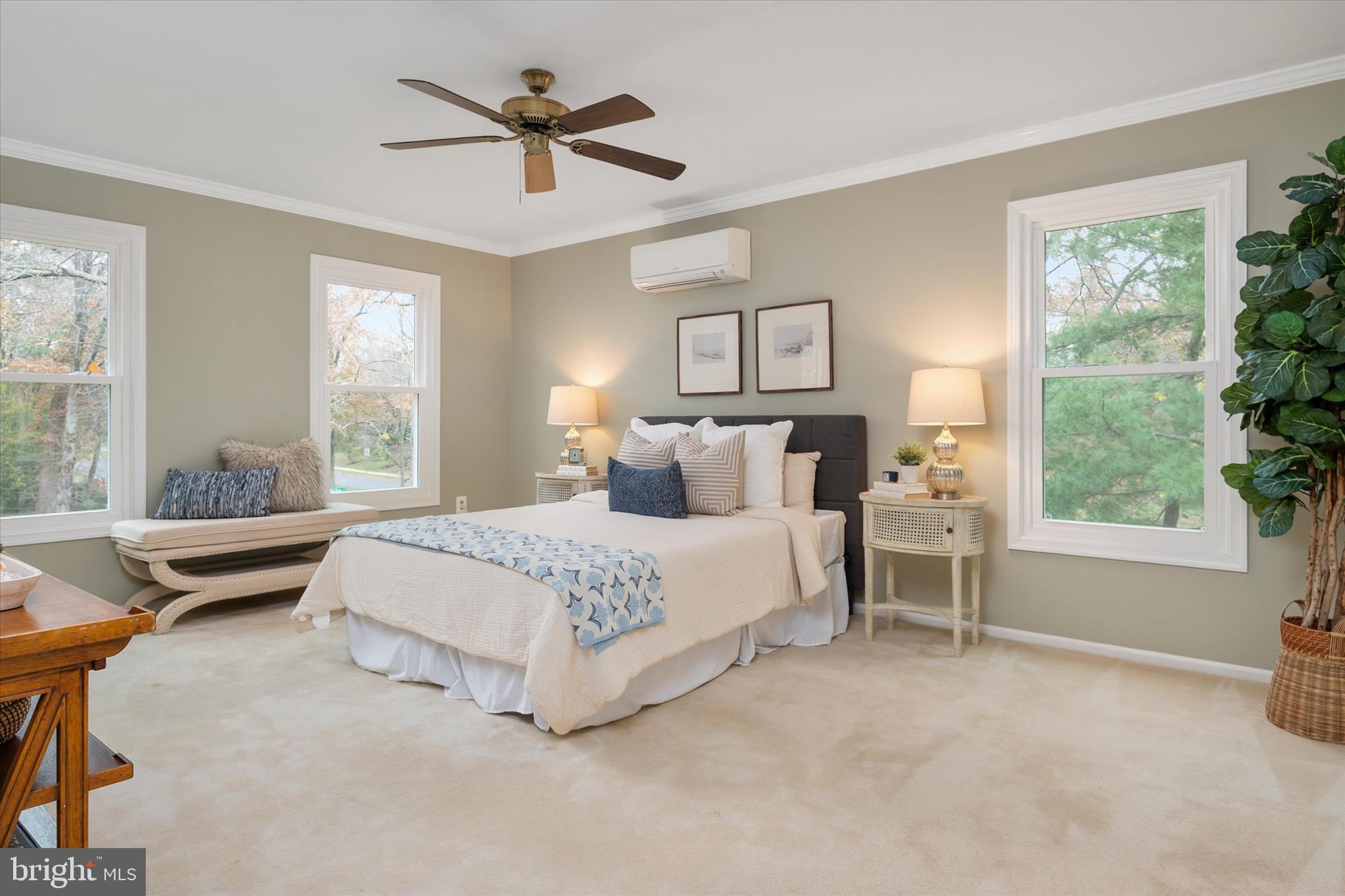 201 AUTUMN CHASE DRIVE