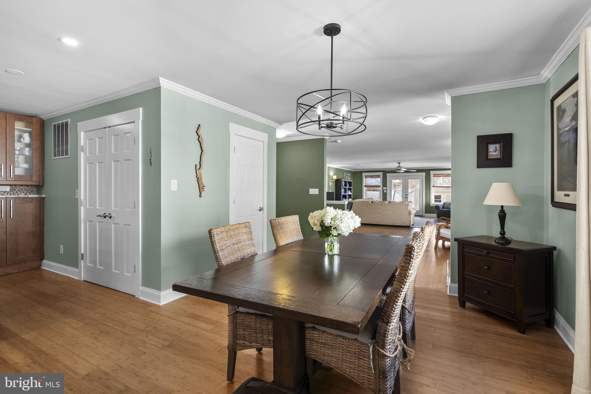 1101 LITTLE MAGOTHY VIEW