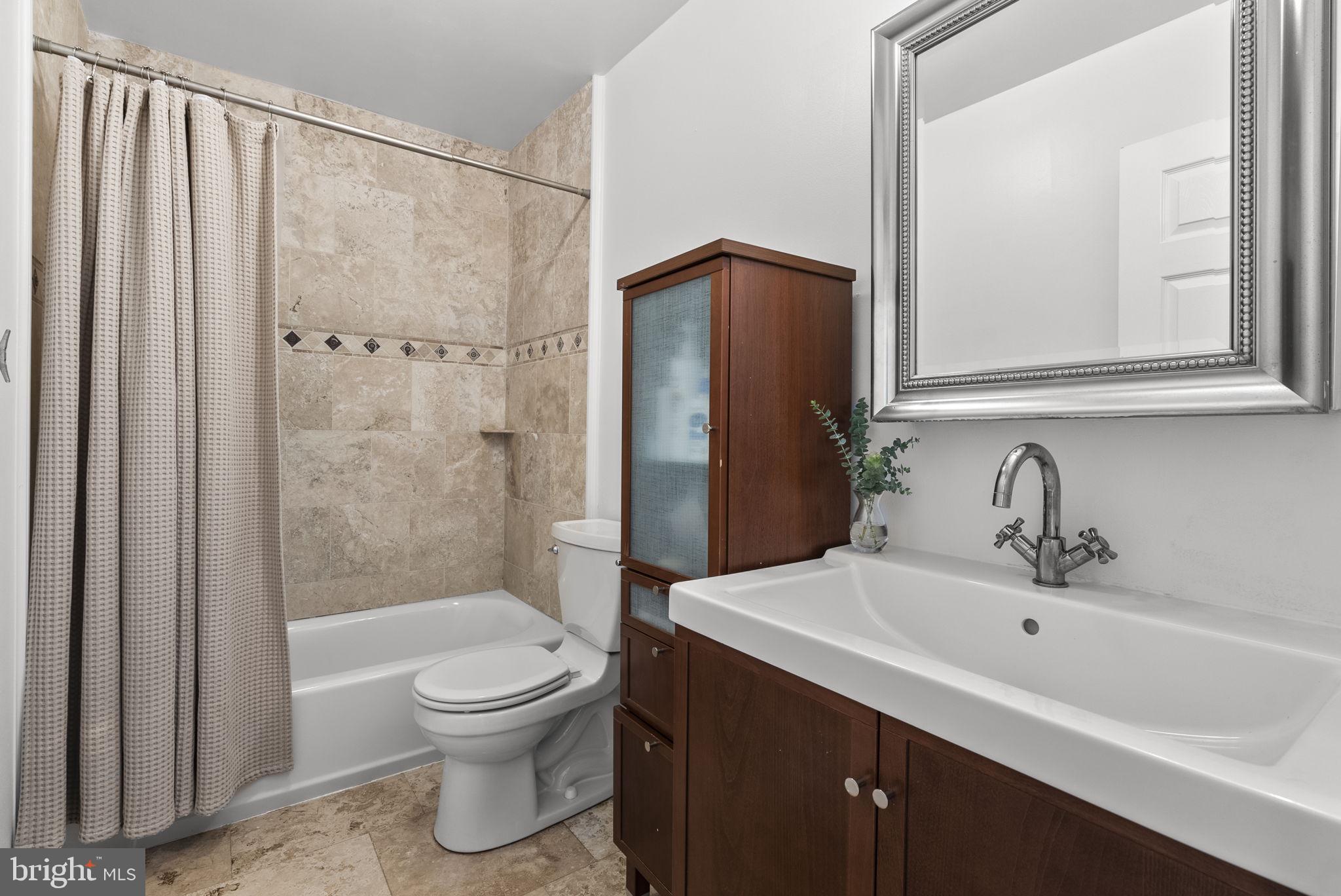 1101 LITTLE MAGOTHY VIEW