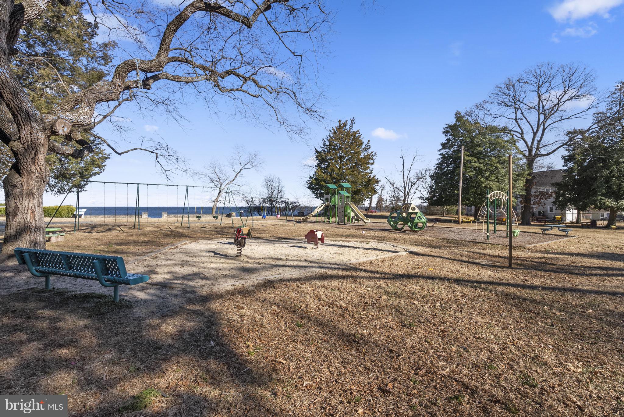 1101 LITTLE MAGOTHY VIEW