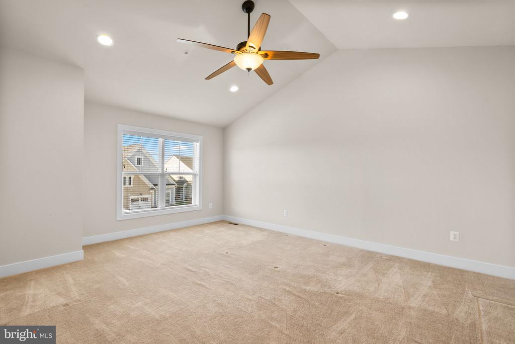 3035 WOODCHUCK WAY