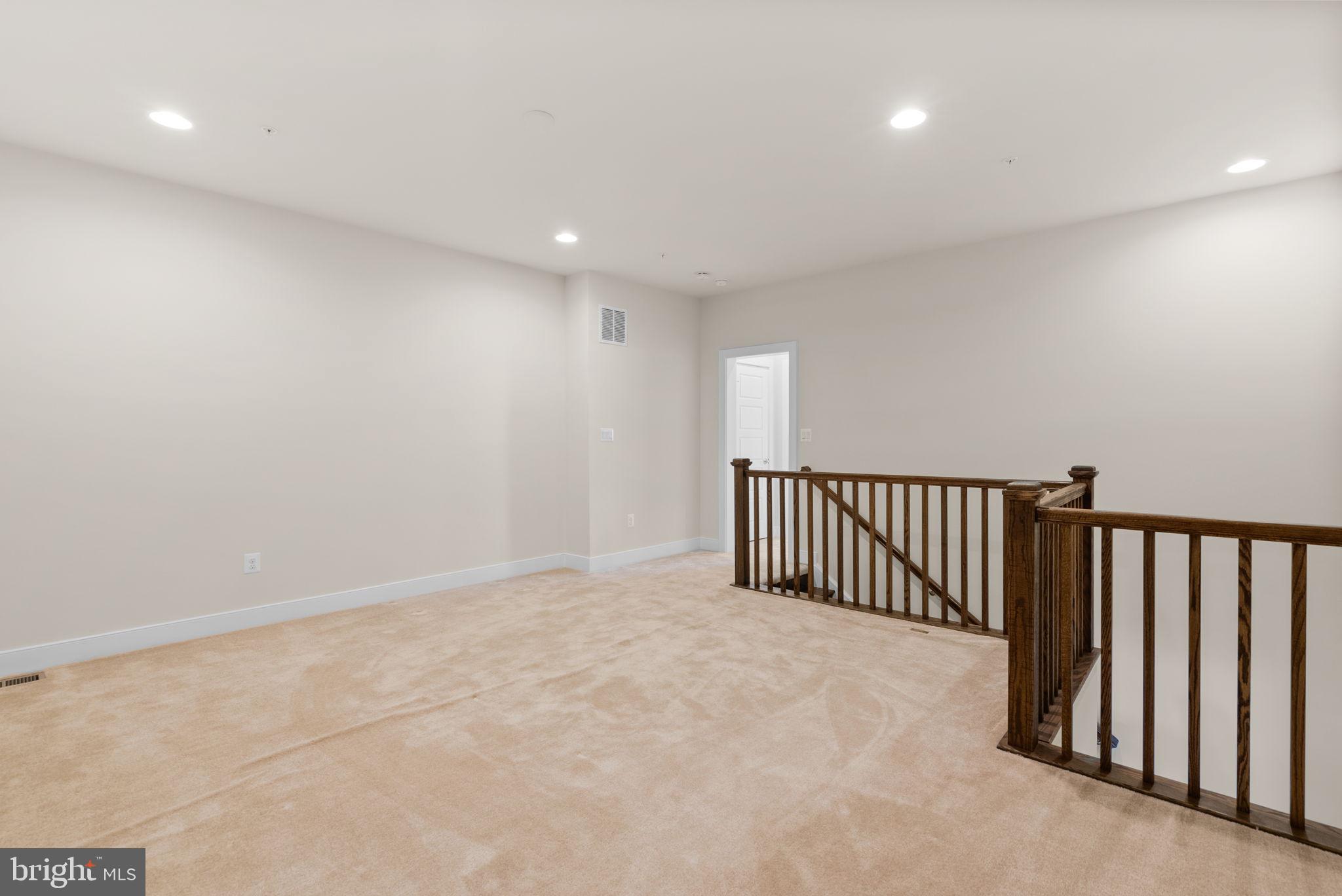 3035 WOODCHUCK WAY