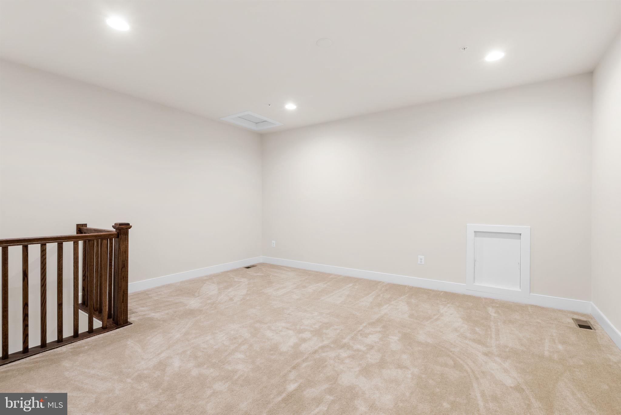 3035 WOODCHUCK WAY