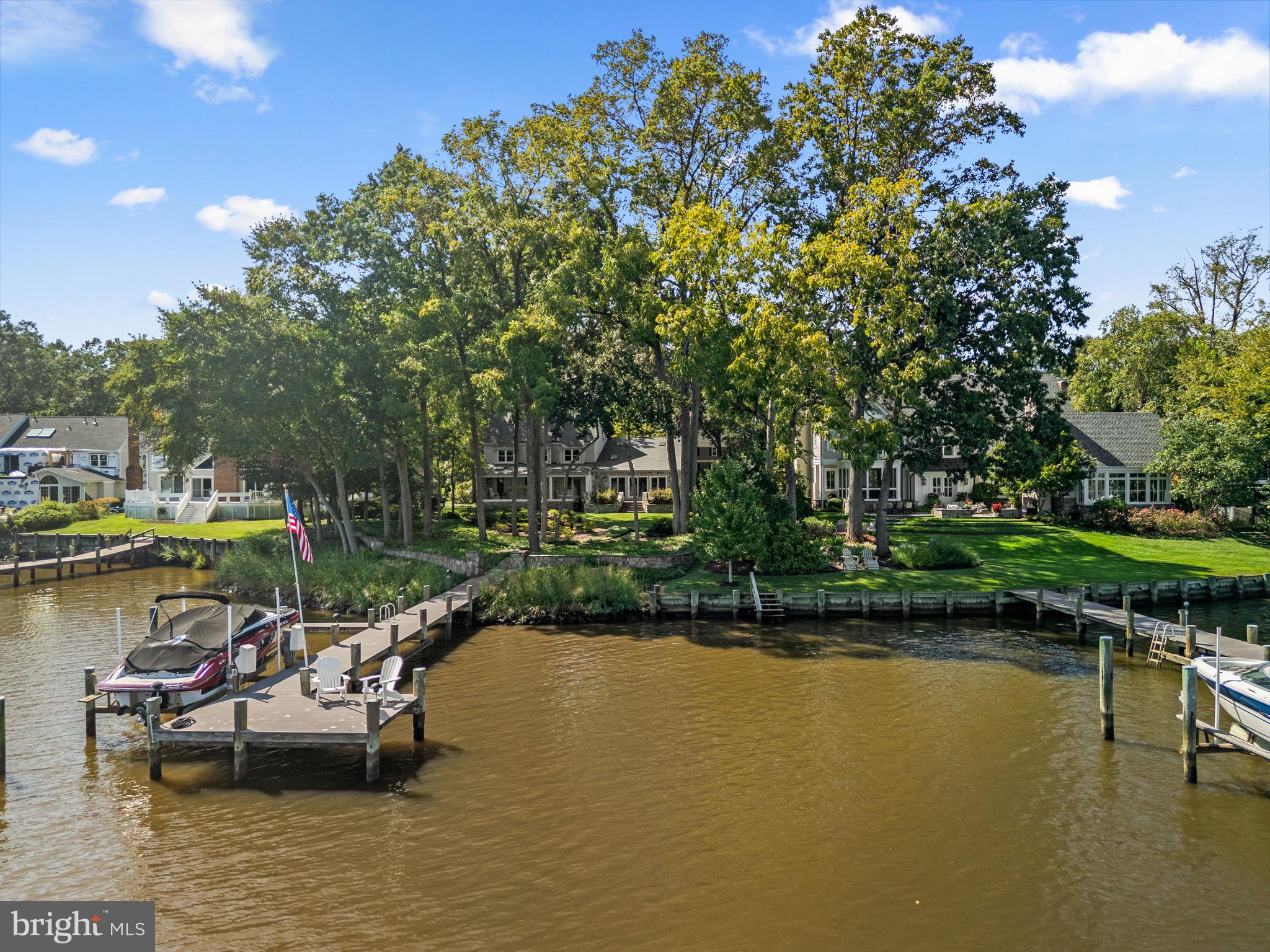 531 POINT FIELD DRIVE