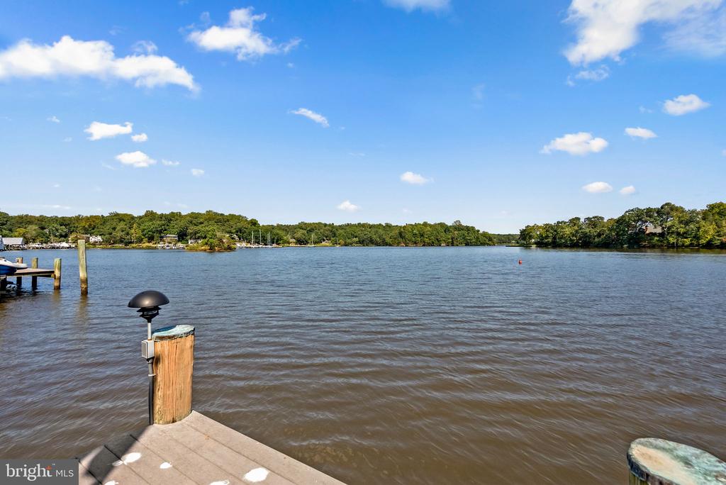 531 POINT FIELD DRIVE