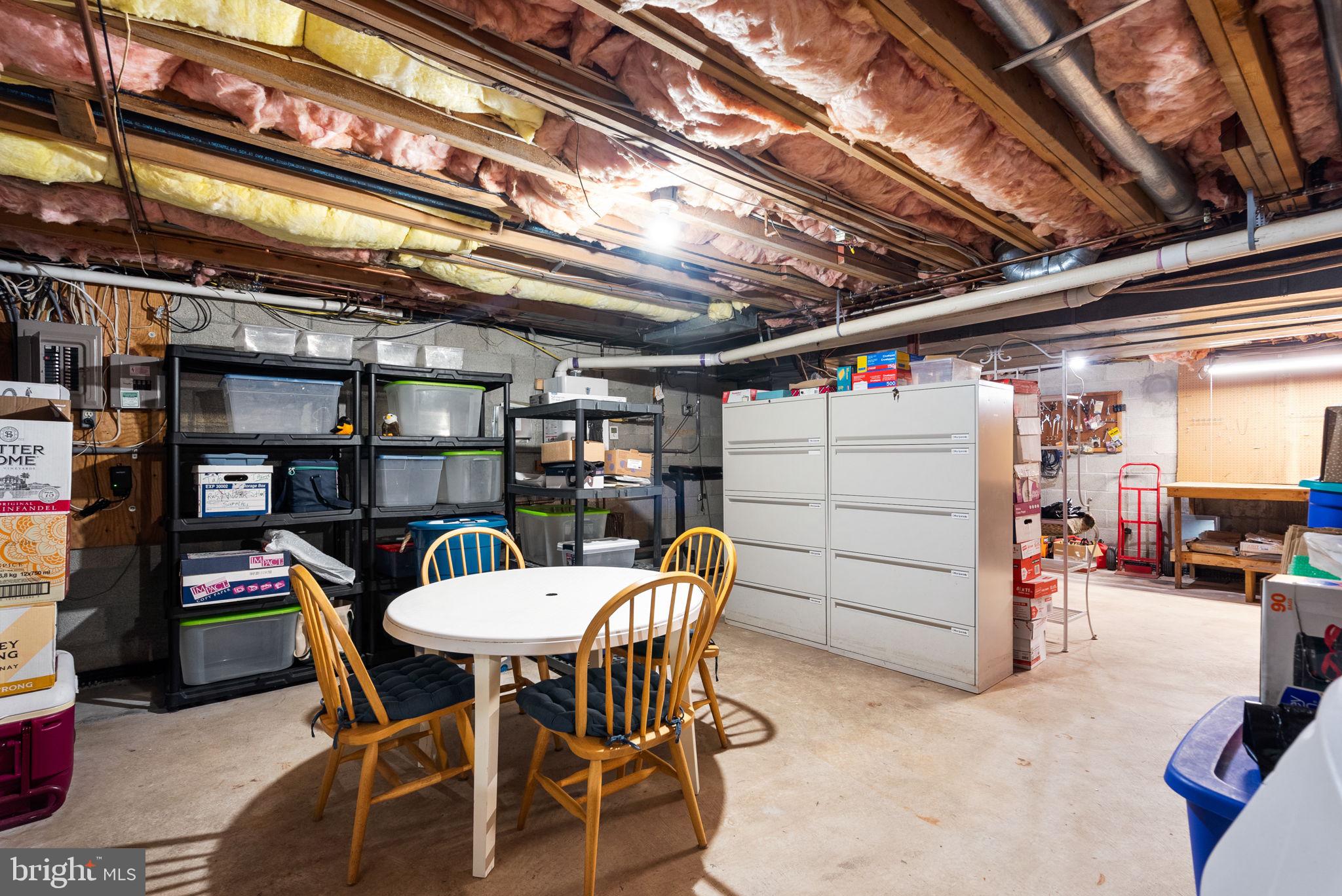 531 POINT FIELD DRIVE