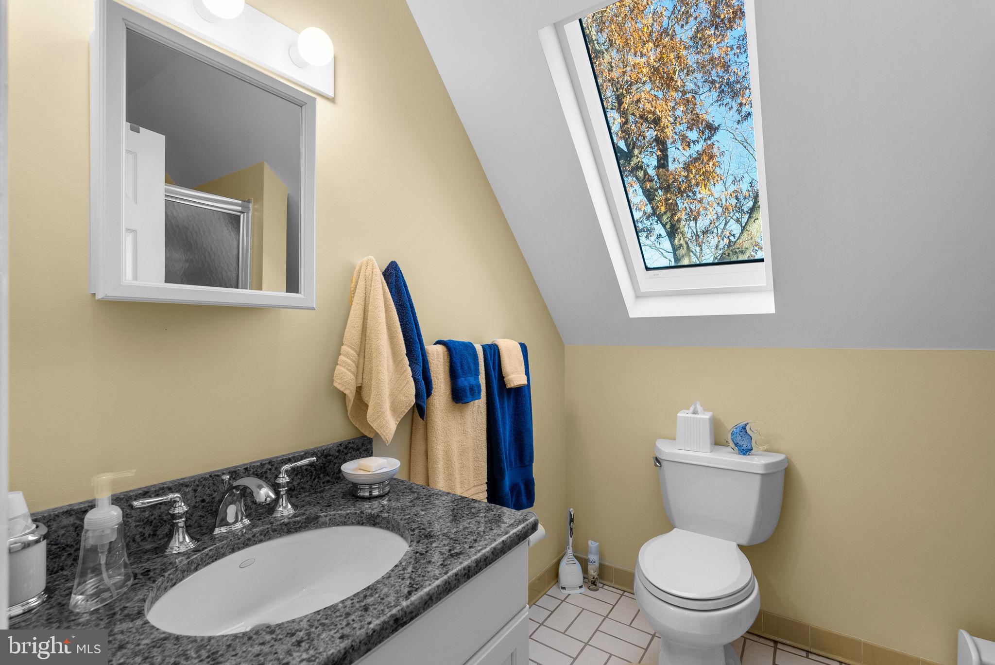 531 POINT FIELD DRIVE