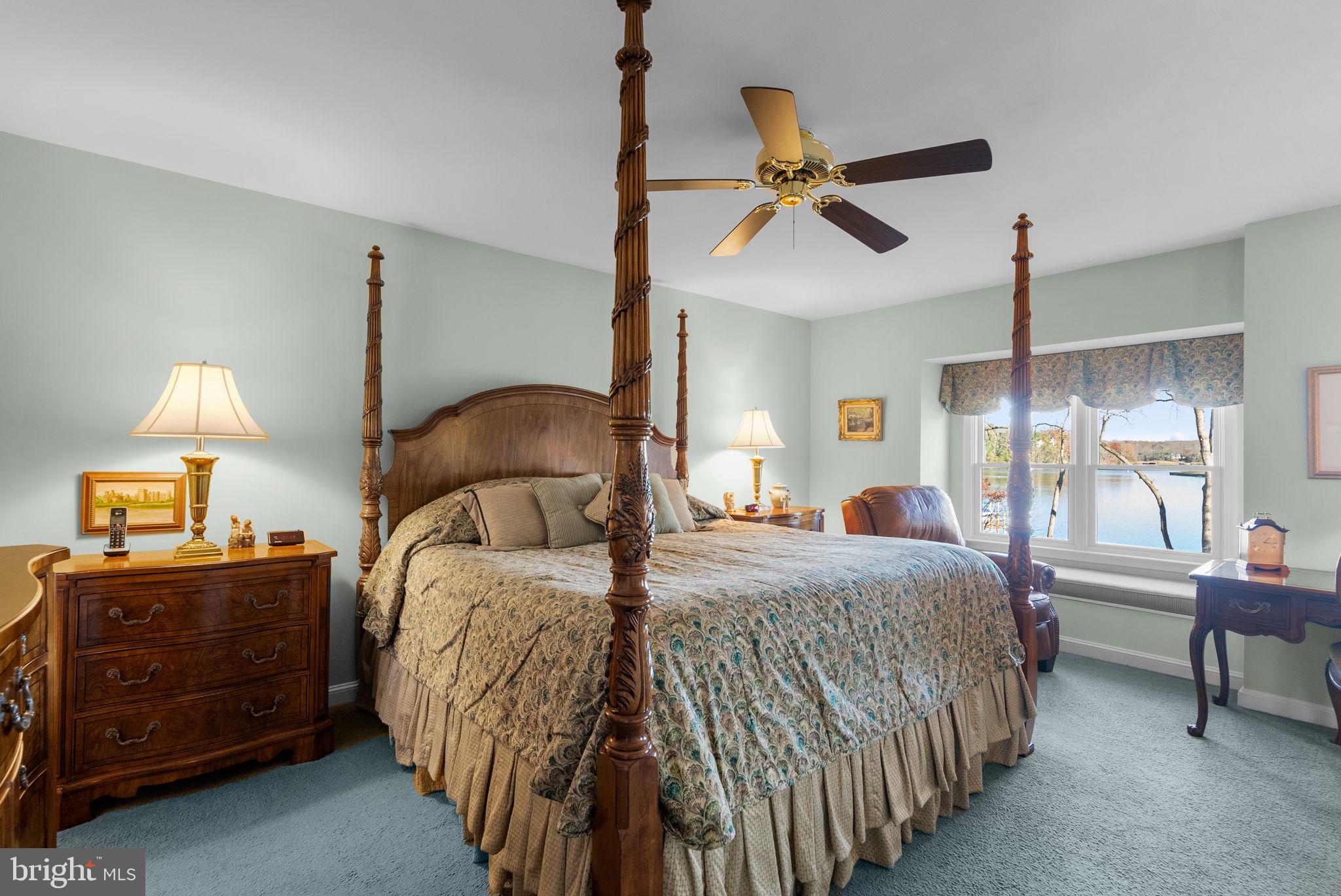 531 POINT FIELD DRIVE