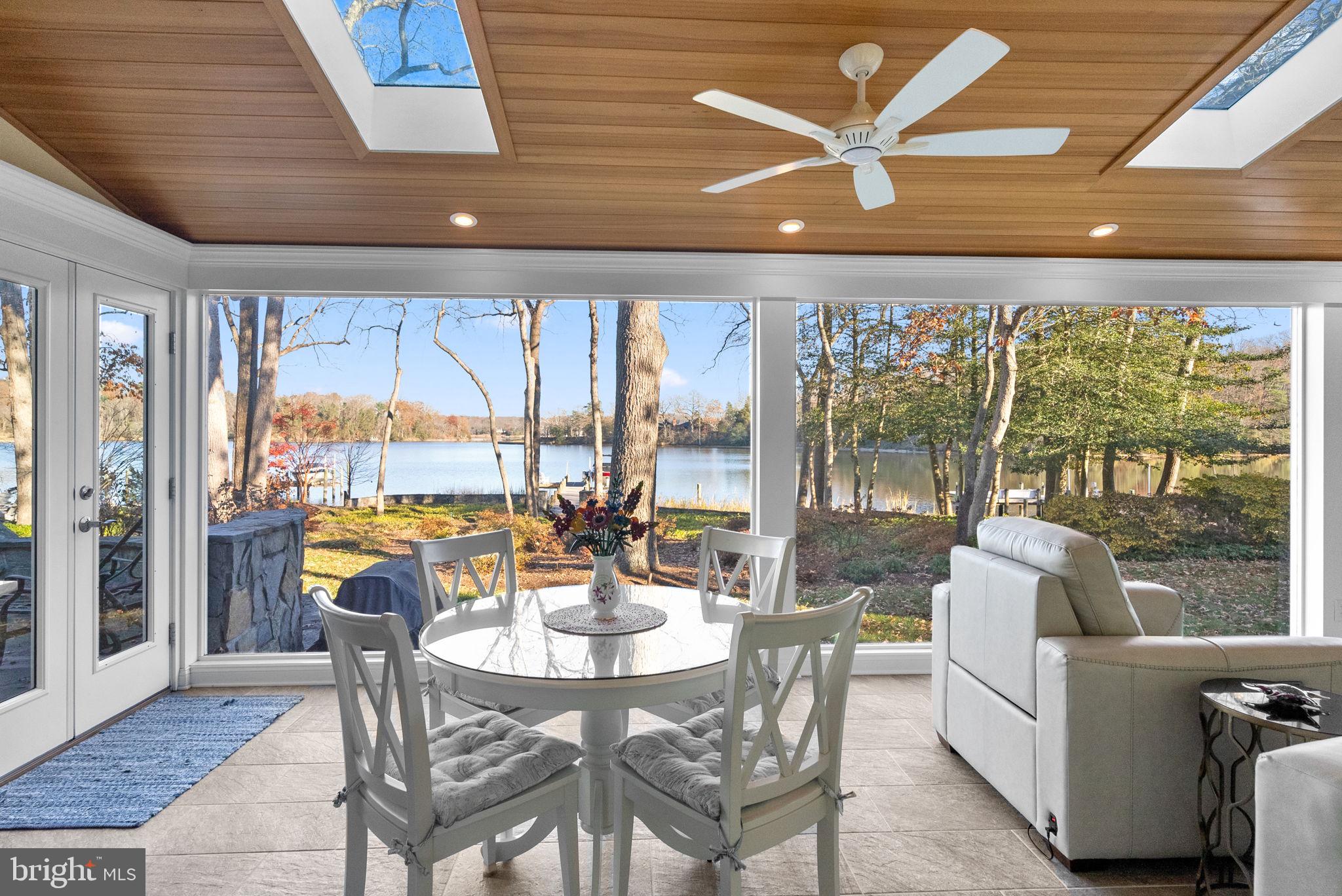 531 POINT FIELD DRIVE