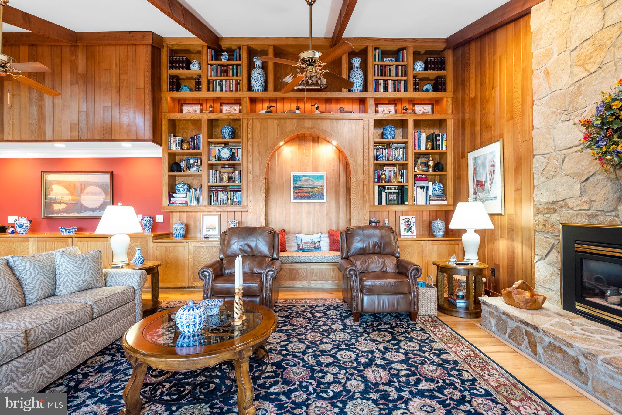 531 POINT FIELD DRIVE