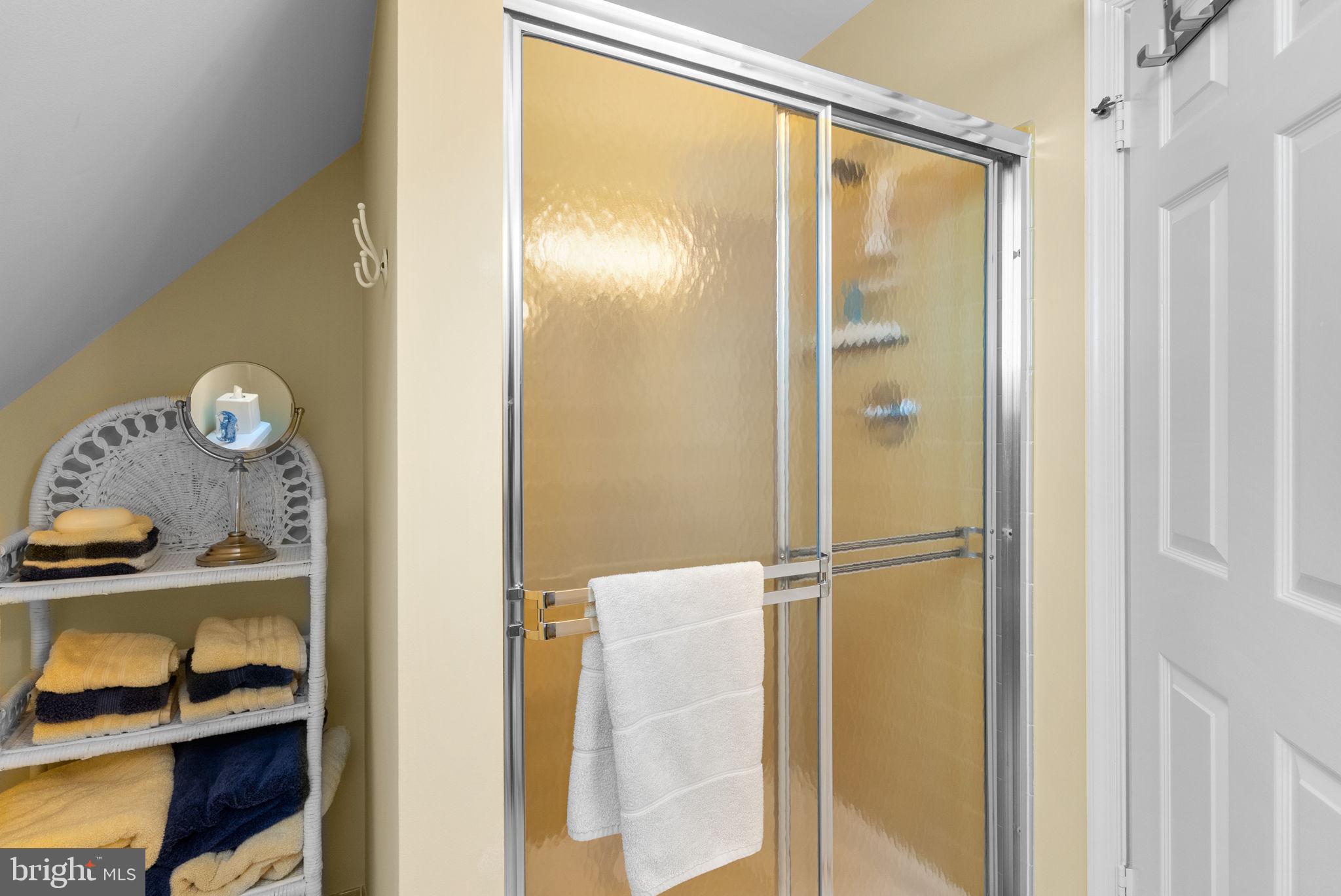 531 POINT FIELD DRIVE