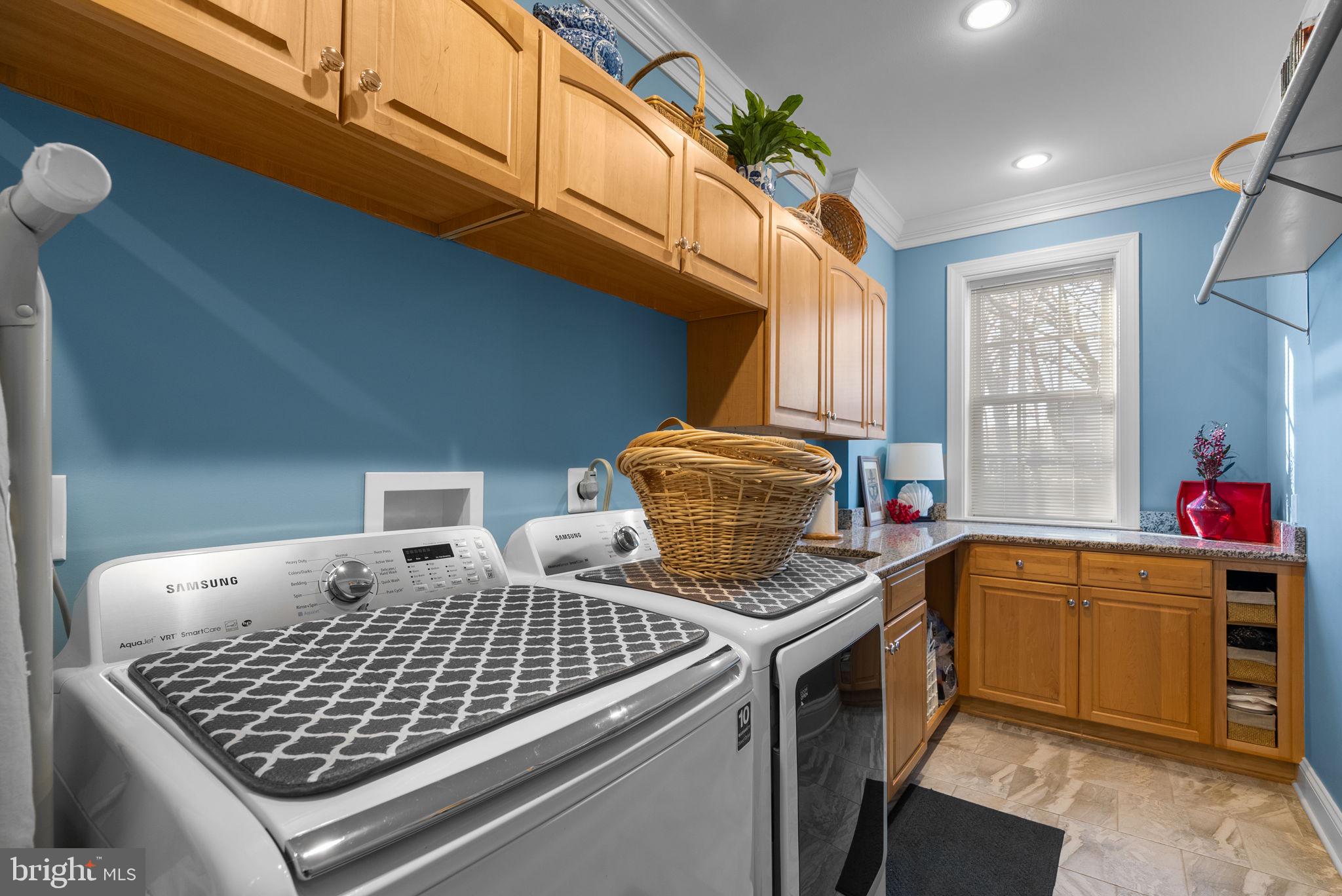 531 POINT FIELD DRIVE