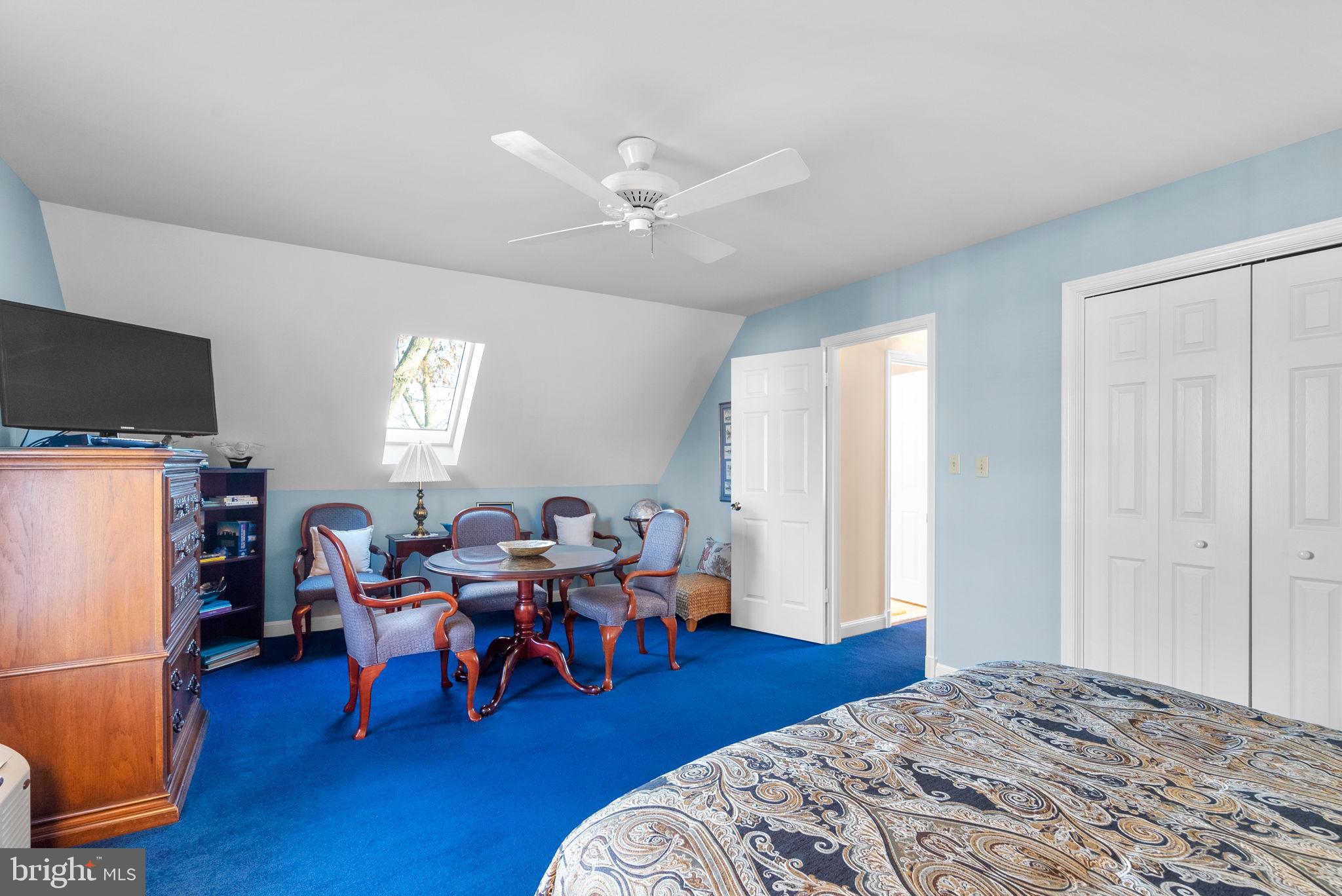 531 POINT FIELD DRIVE