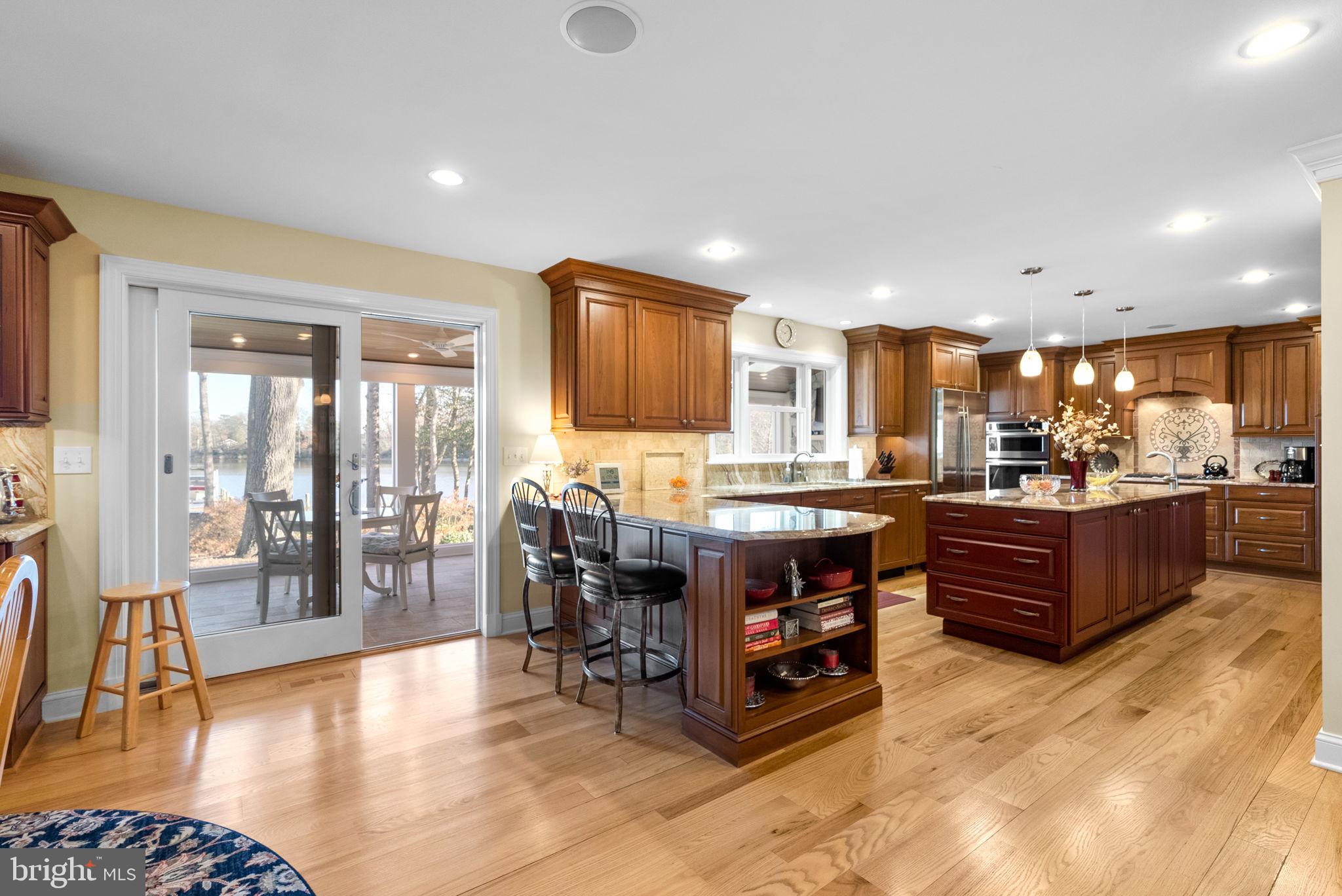 531 POINT FIELD DRIVE