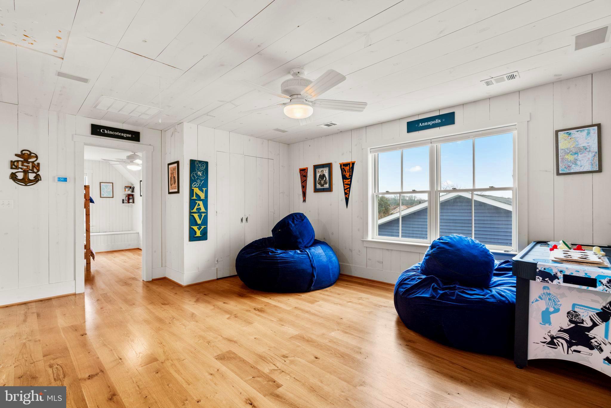 3728 BAY DRIVE