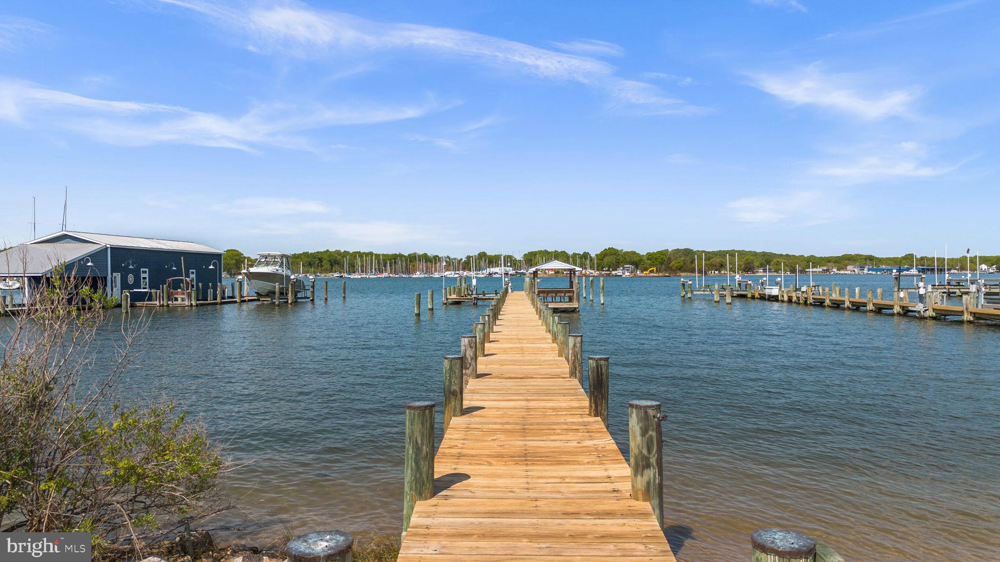 3728 BAY DRIVE