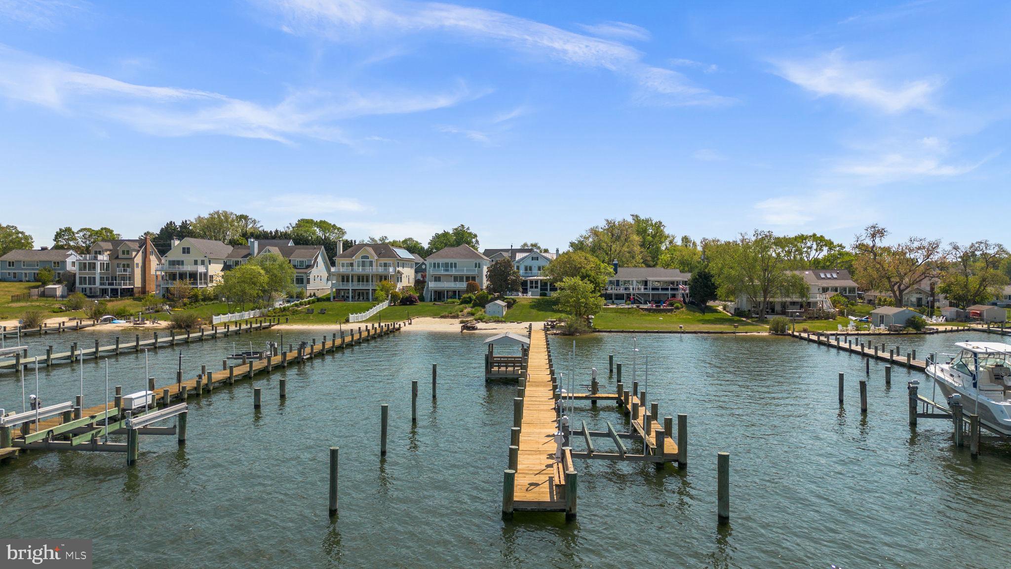 3728 BAY DRIVE