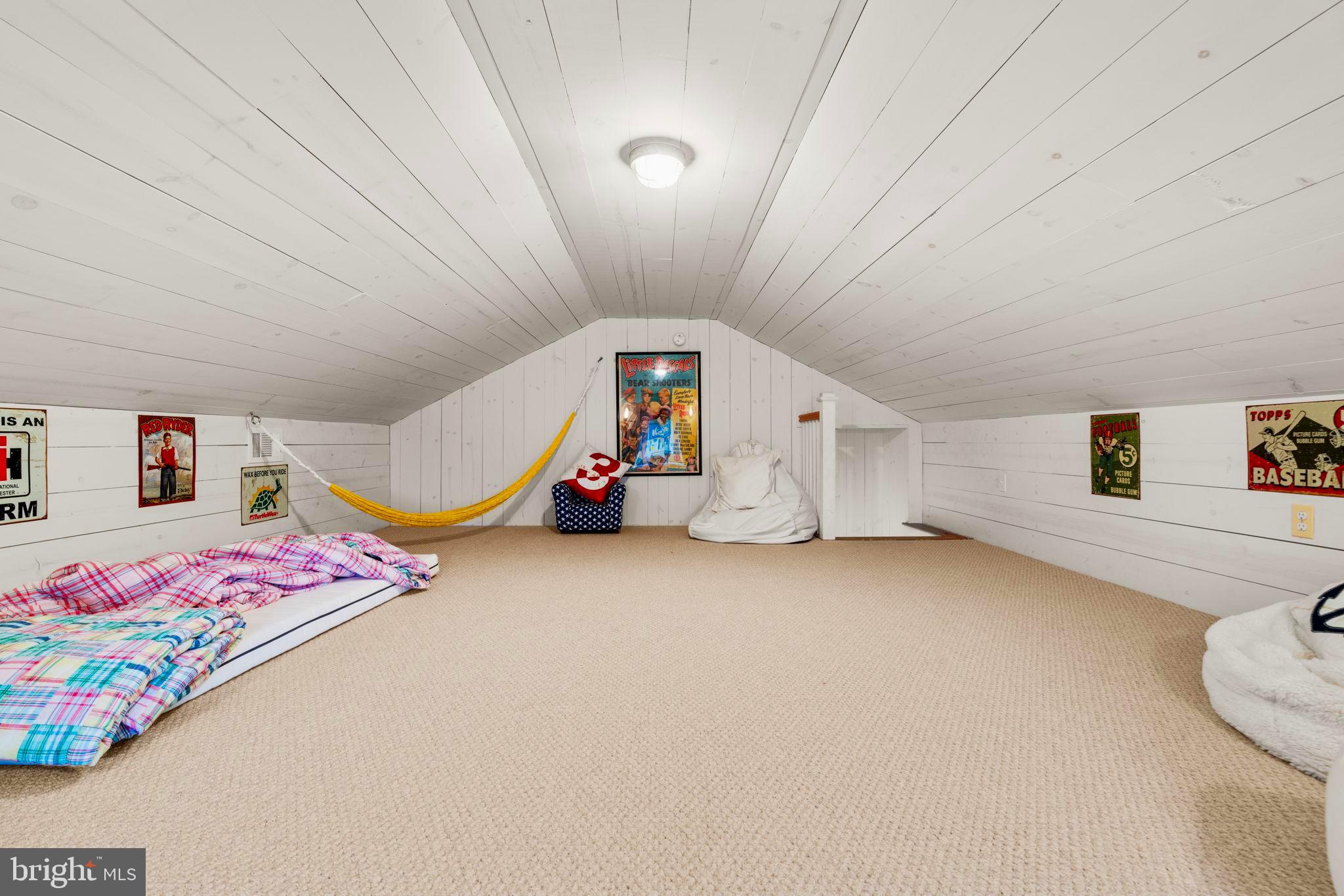 3728 BAY DRIVE