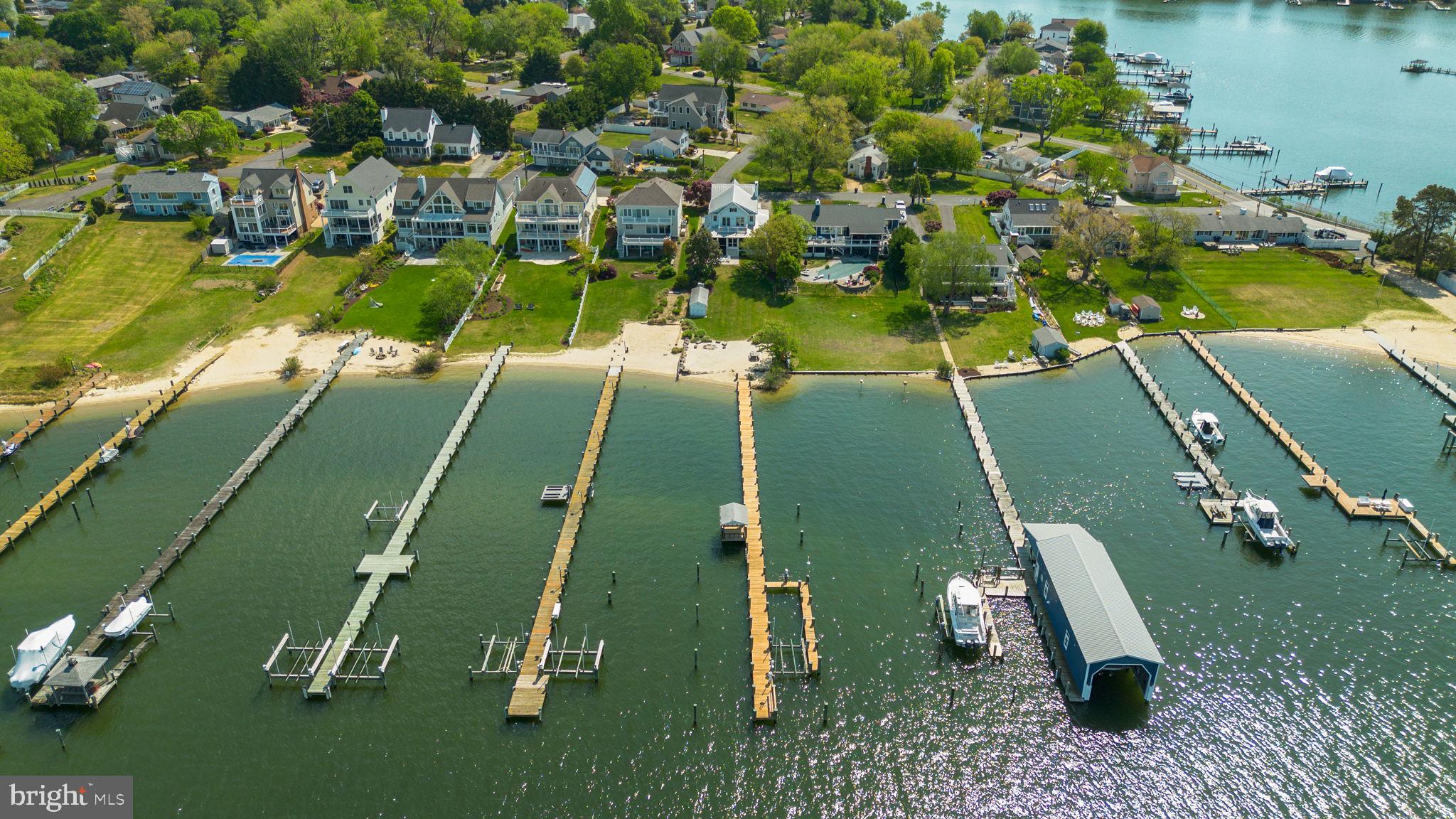 3728 BAY DRIVE