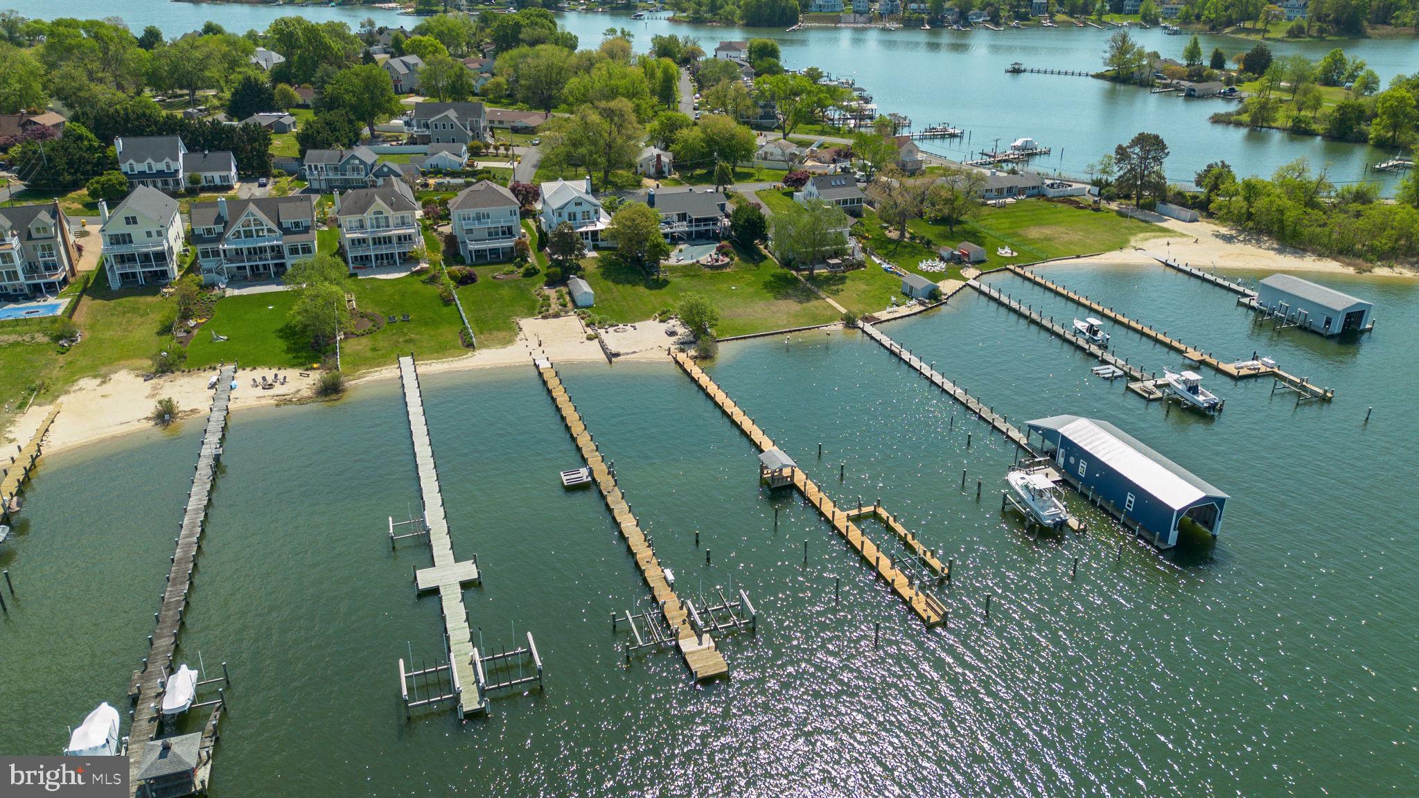 3728 BAY DRIVE