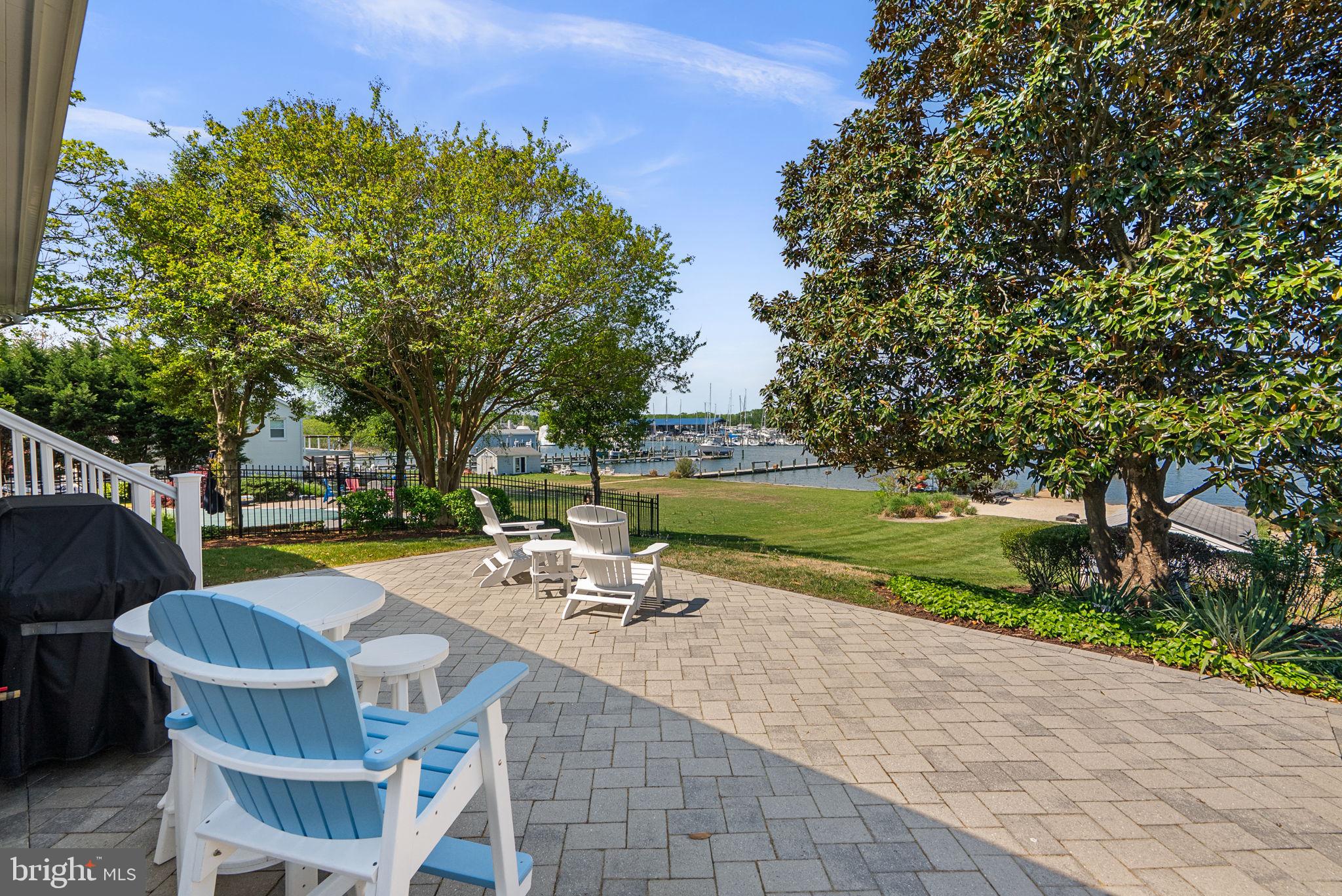 3728 BAY DRIVE