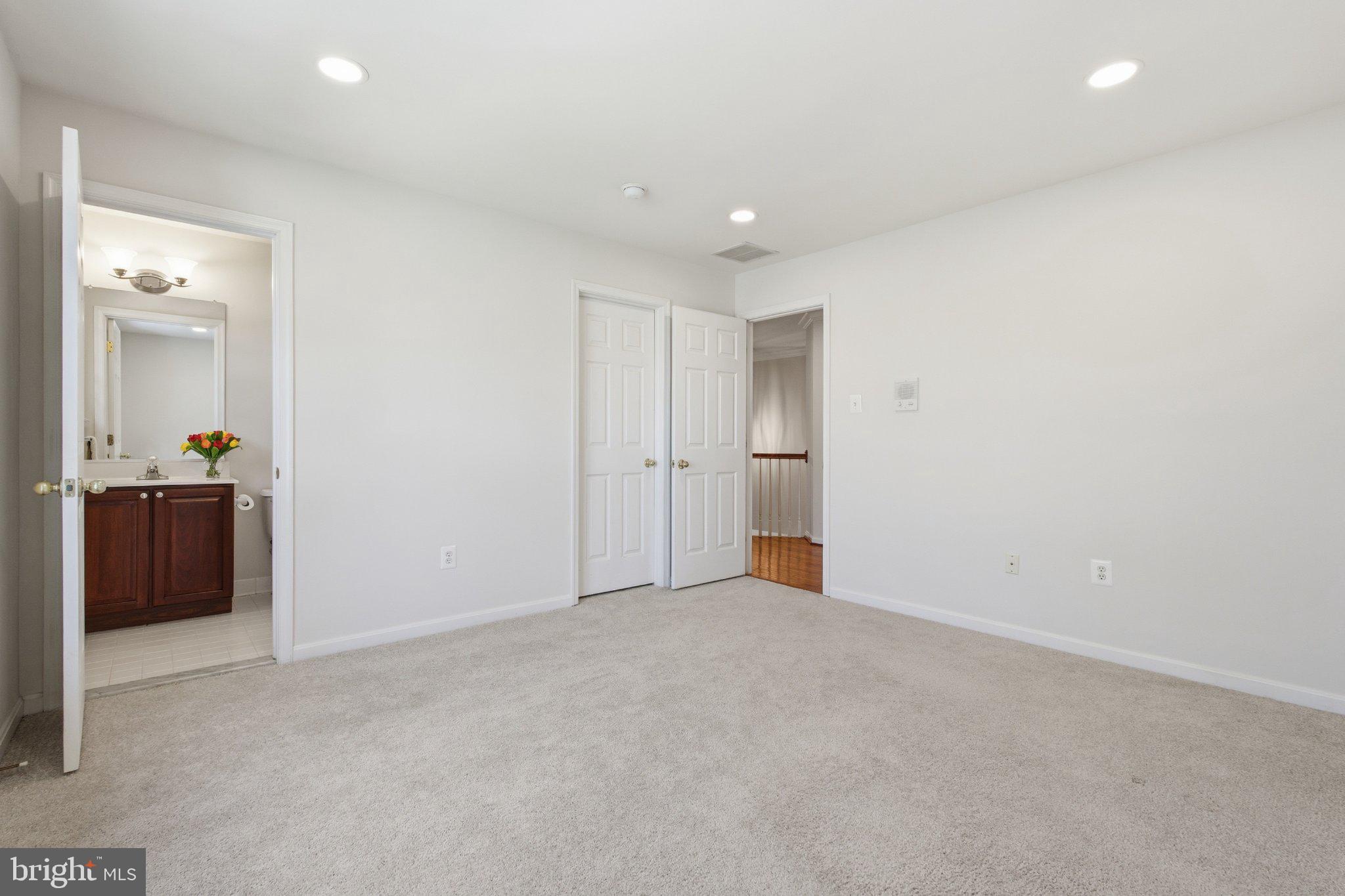 110 WESTHOLME LANE
