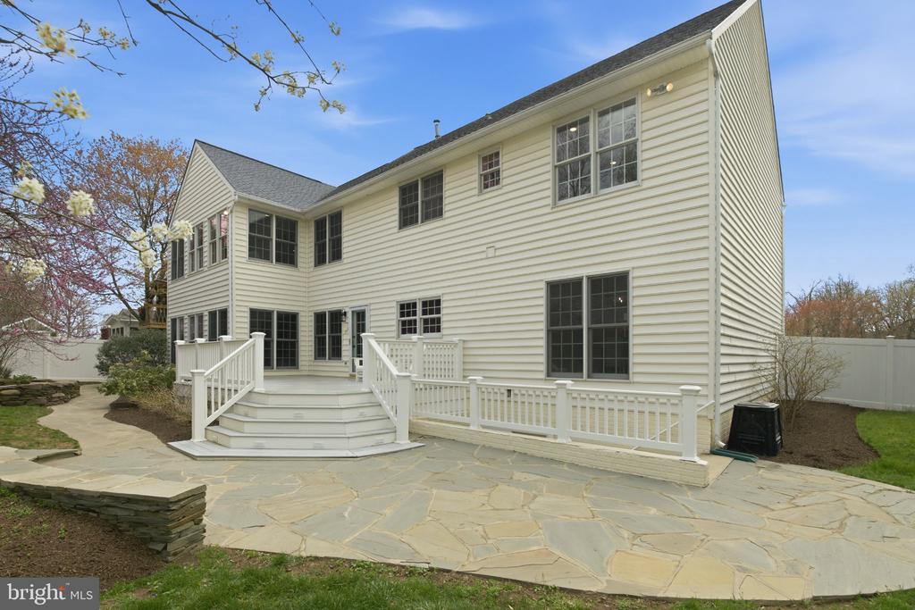 110 WESTHOLME LANE