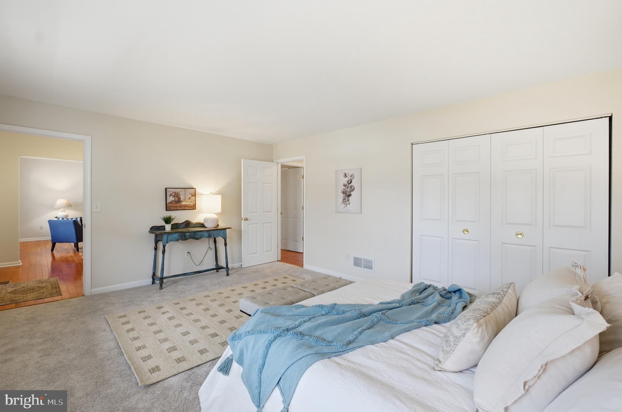 807 EASTERN POINT ROAD